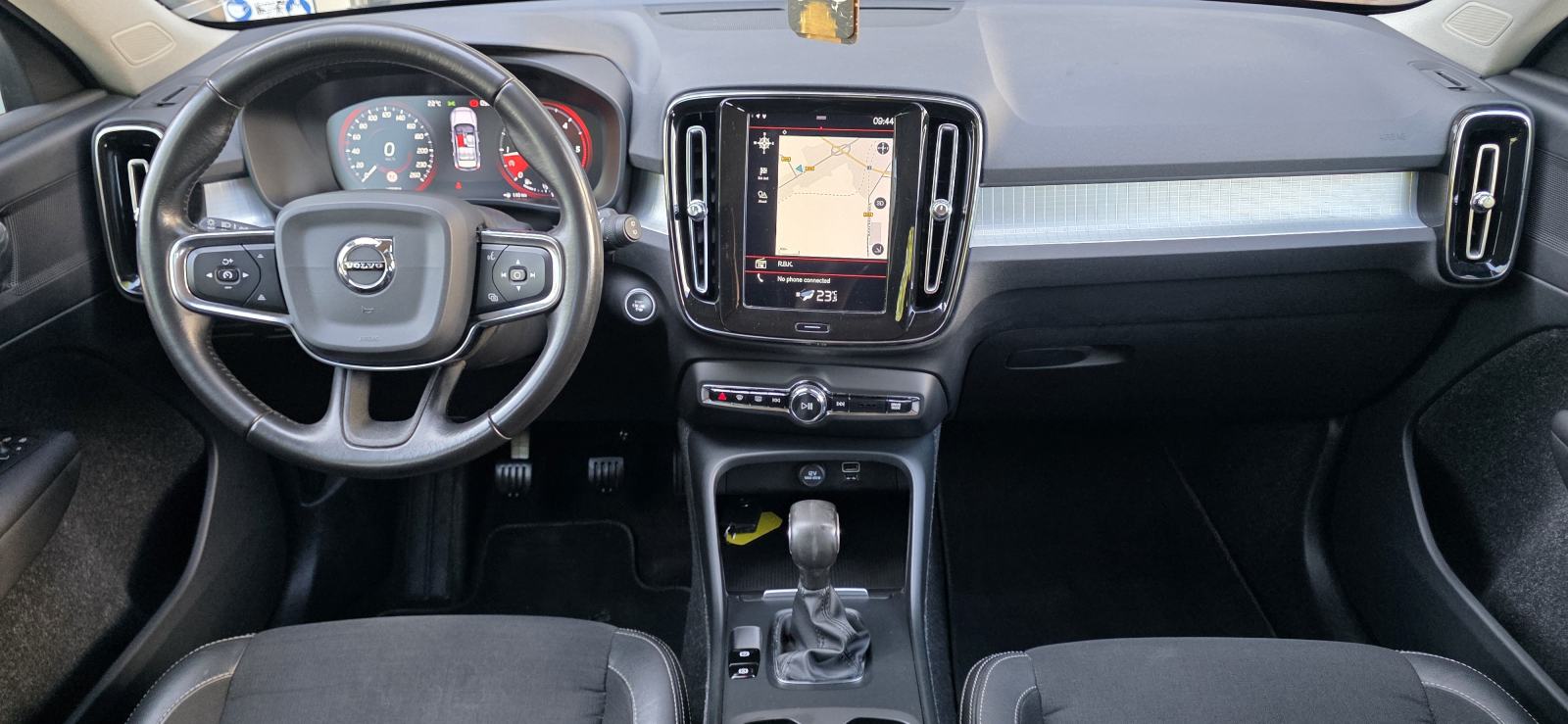 Volvo XC40 D3, FULL LED, AUT. KLIMA, NAVI, TEMP, PDC, JAMSTVO..., fotografija 17