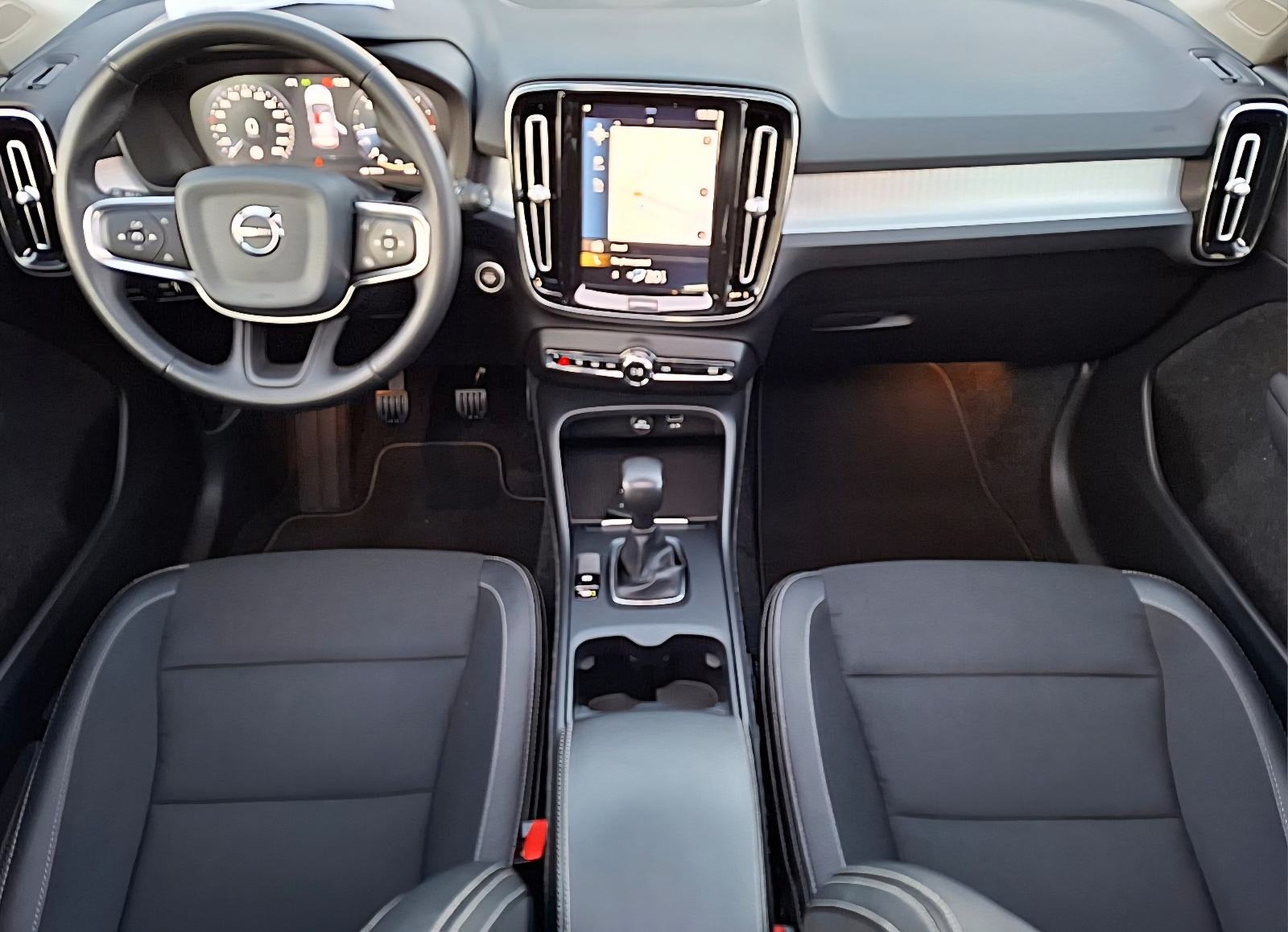 Volvo XC40 D3, fotografija 7