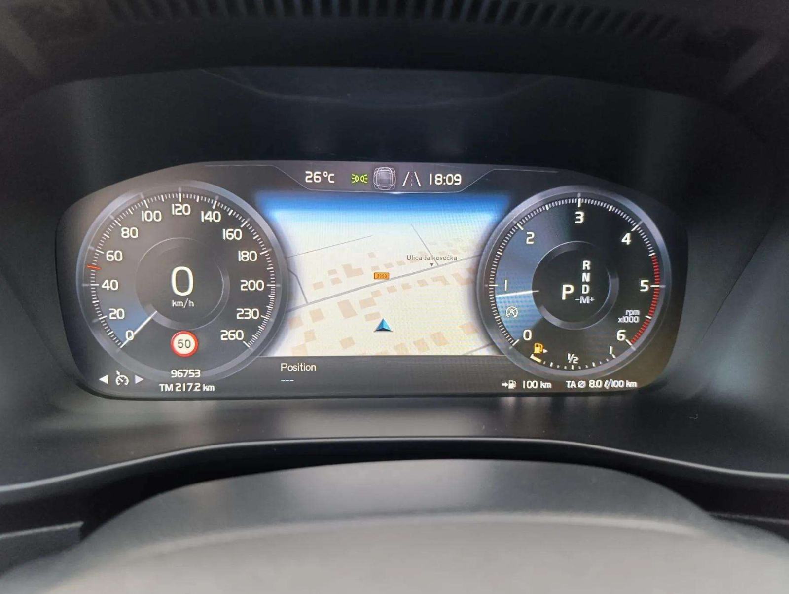 Volvo XC40 D3, fotografija 15