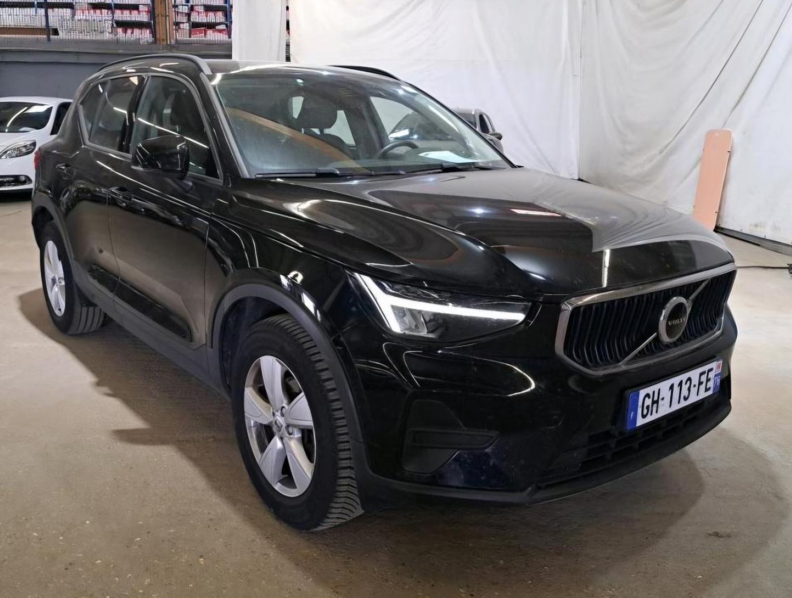 Volvo XC40 T2 automatik, fotografija 1