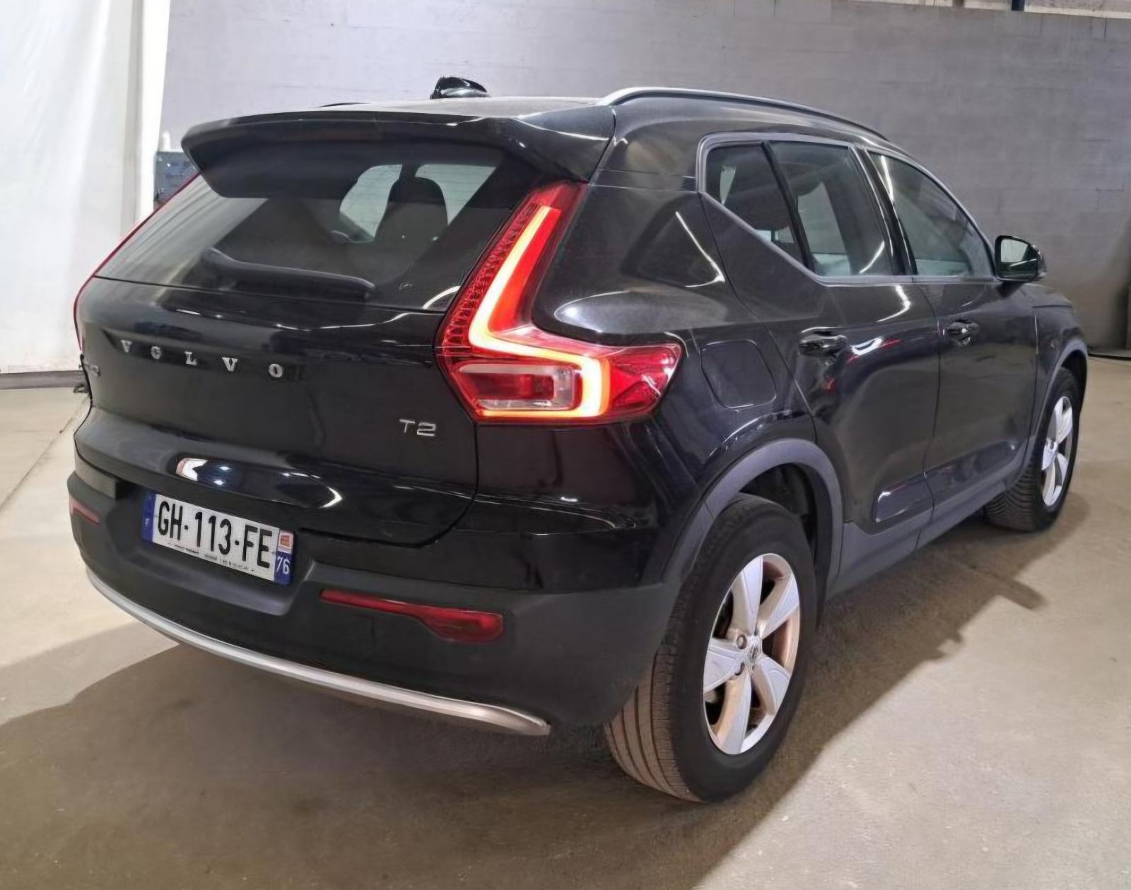 Volvo XC40 T2 automatik, fotografija 5