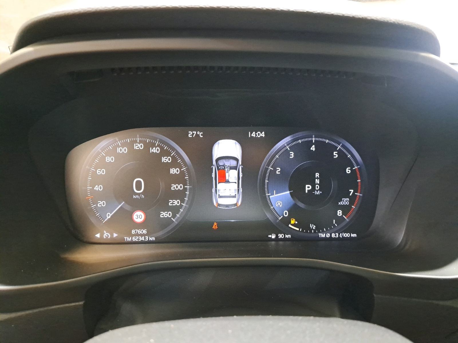 Volvo XC40 T2 automatik, fotografija 6