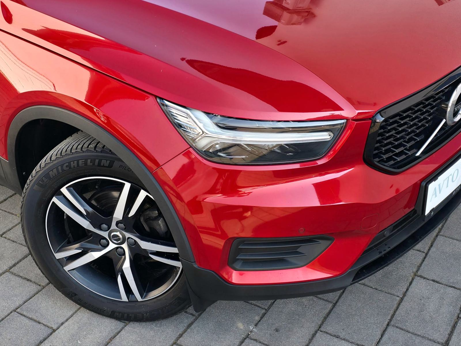 Volvo XC40 T2 R-Design FULLED-ACC-TEMP-VIRTUAL-AMBIENT-KEYLESS-KAMERA-, fotografija 20