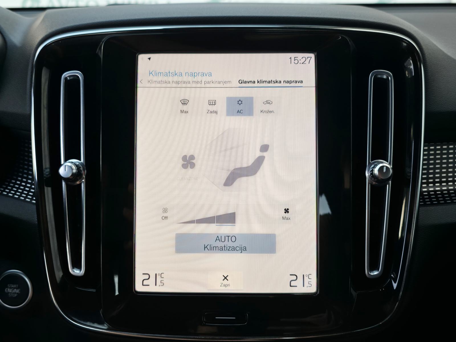 Volvo XC40 T2 R-Design FULLED-ACC-TEMP-VIRTUAL-AMBIENT-KEYLESS-KAMERA-, fotografija 15