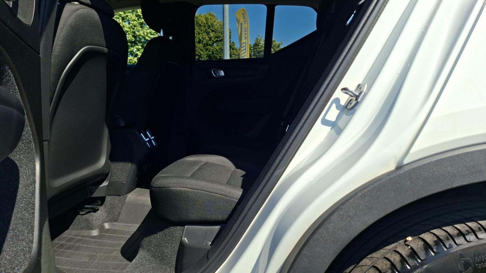 Volvo XC40 T3. Ručni mjenjač, Navigacija, Jamstvo, fotografija 16