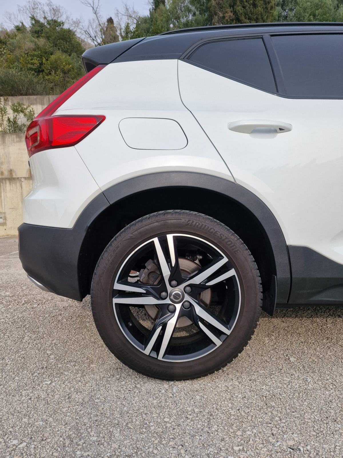 Volvo XC40 XC40 AWD D4 Aut., fotografija 3