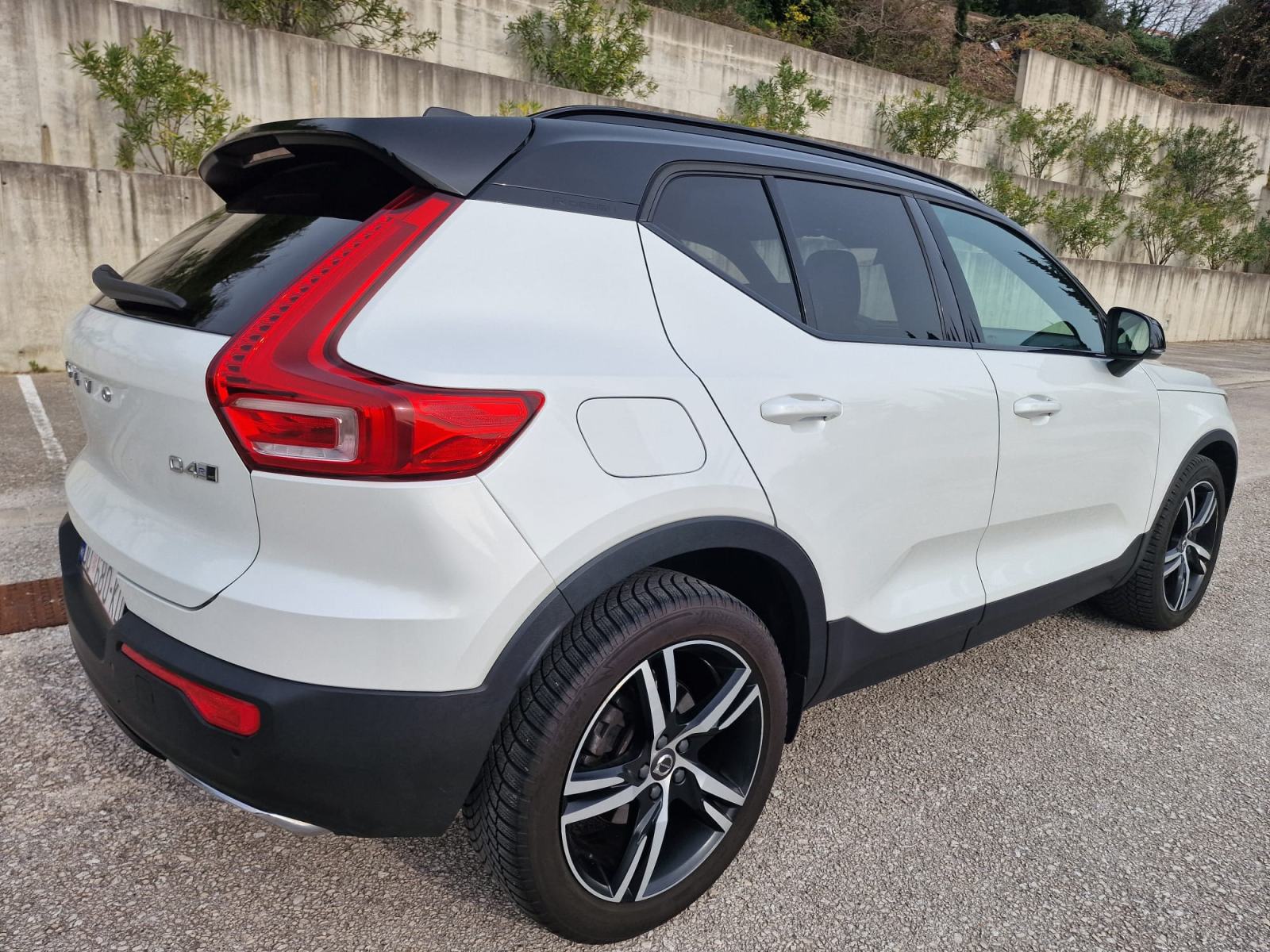 Volvo XC40 XC40 AWD D4 Aut., fotografija 9