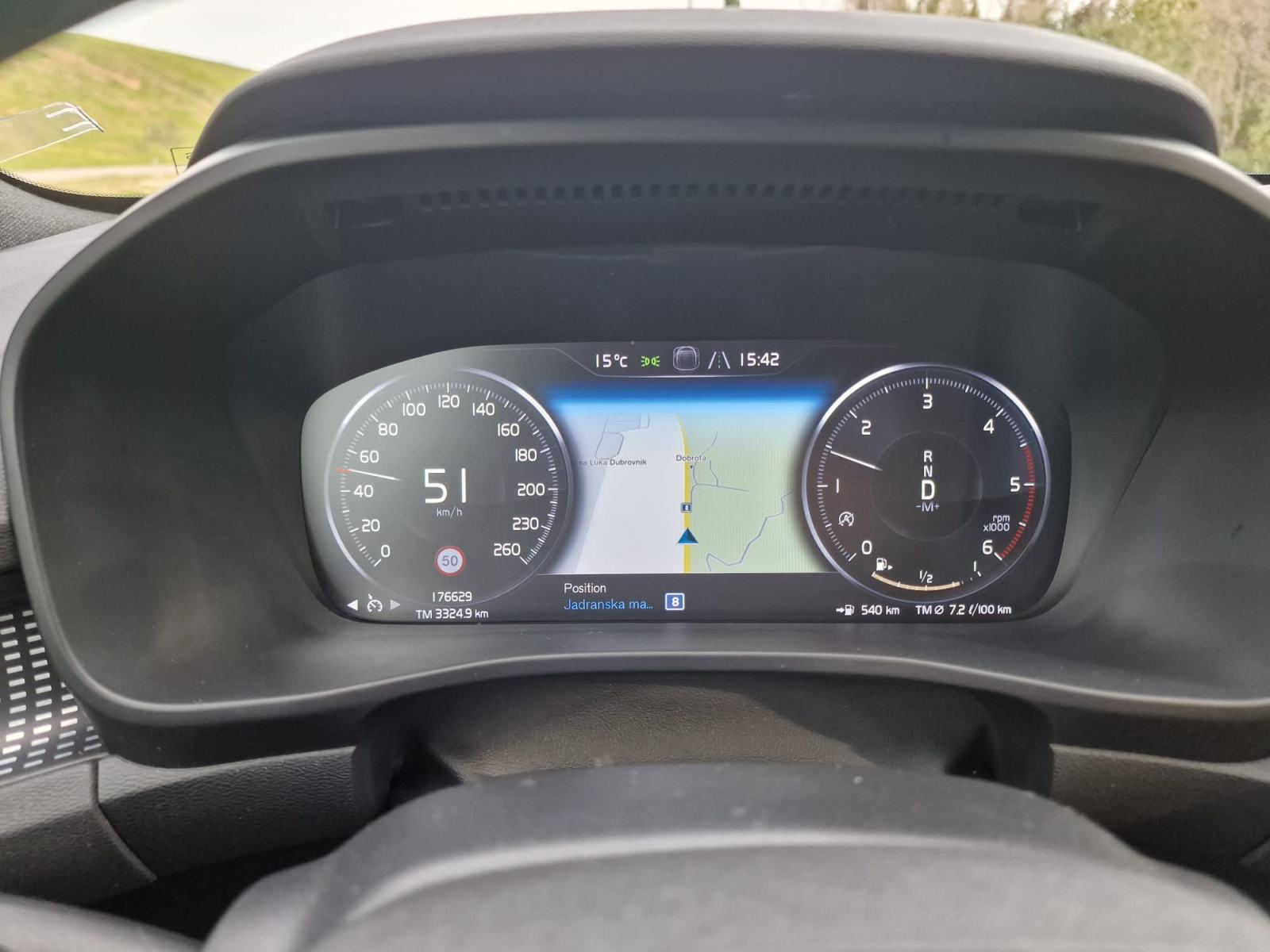 Volvo XC40 XC40 AWD D4 Aut., fotografija 16