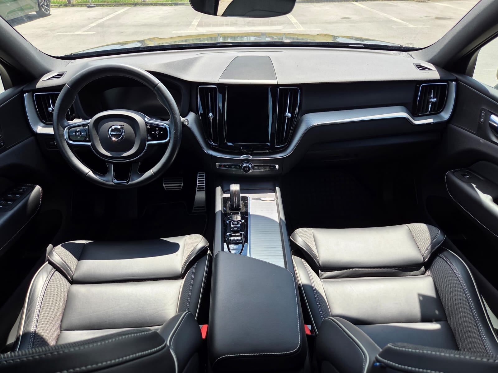 VOLVO XC60 2,0 197 KS, SAMO 25 000 KM,, fotografija 12
