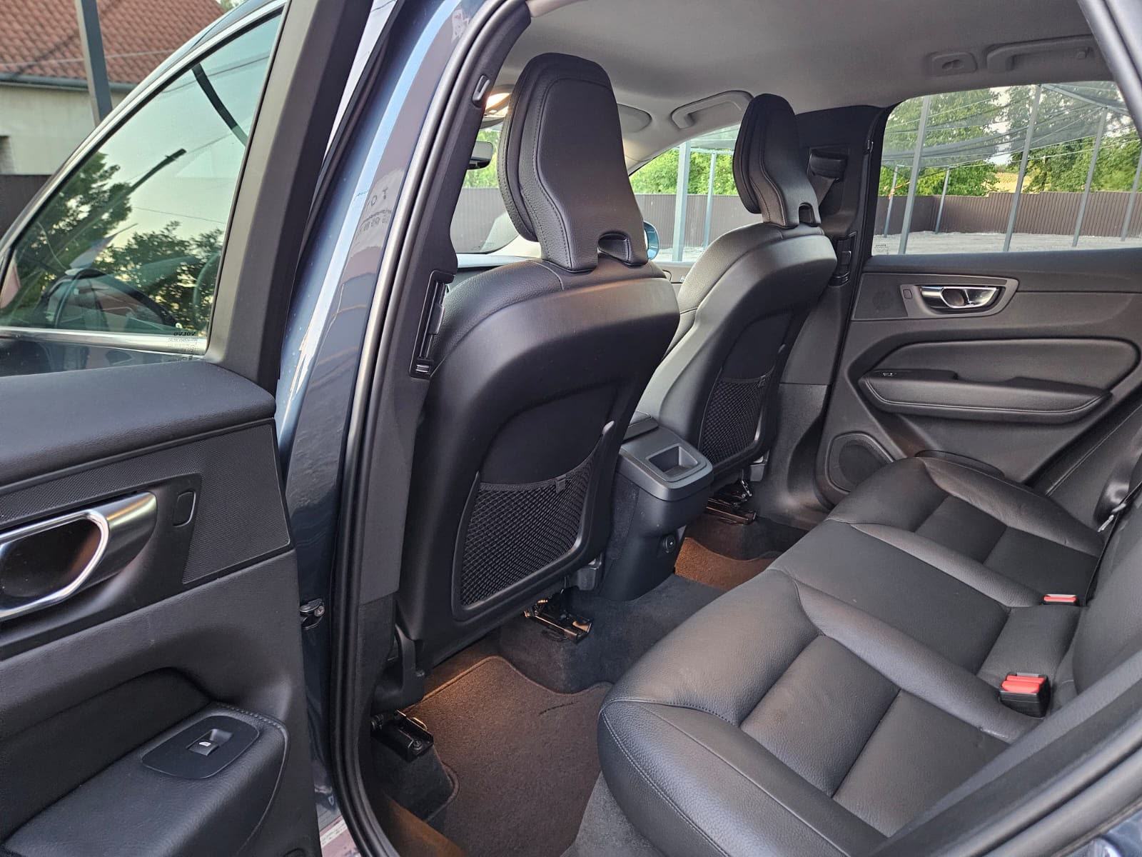 Volvo XC60 2.0 B4 197ks,LEASING BEZ UČEŠĆA I BEZ JAMACA, fotografija 14