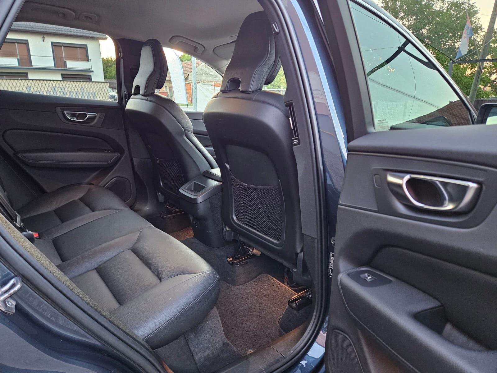 Volvo XC60 2.0 B4 197ks,LEASING BEZ UČEŠĆA I BEZ JAMACA, fotografija 15