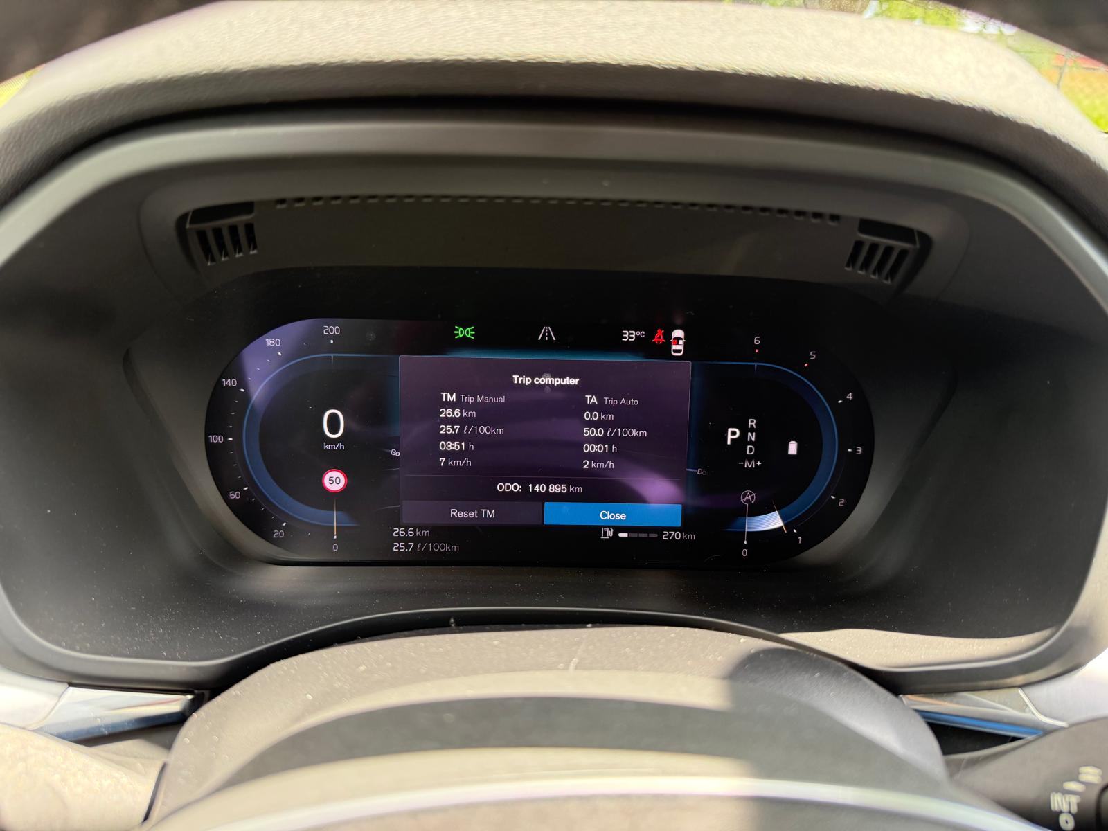 Volvo XC60 2.0 B4 BUSINESS PLUS GEARTRONIC AWD, fotografija 15