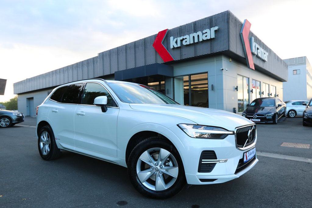 -AKCIJA- Volvo XC60 2.0 B5 AWD 4x4 Automatik Core VIRTUAL 250 KS, fotografija 13