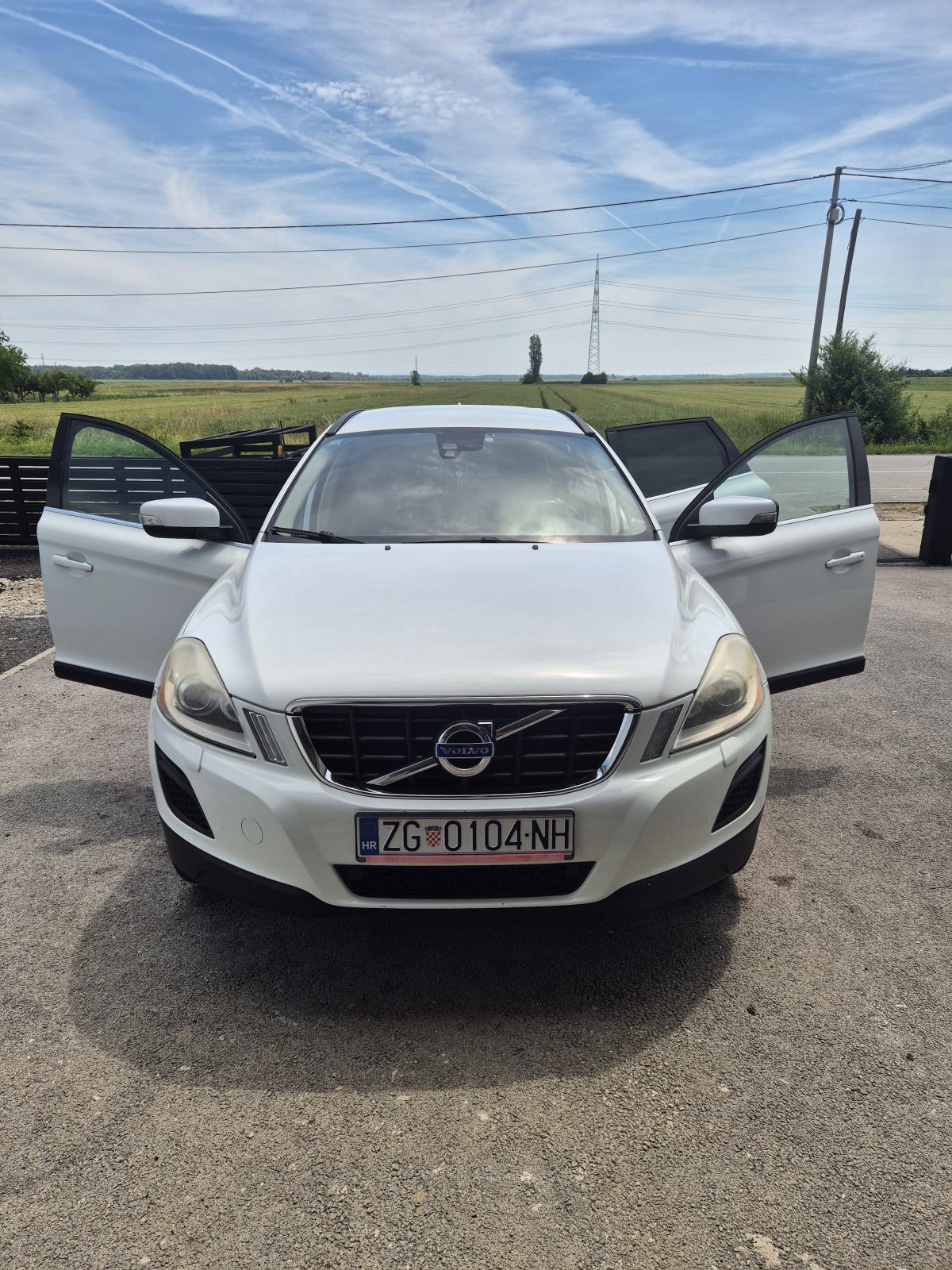 Volvo XC60 2.0 d. 5 cilindara, fotografija 2