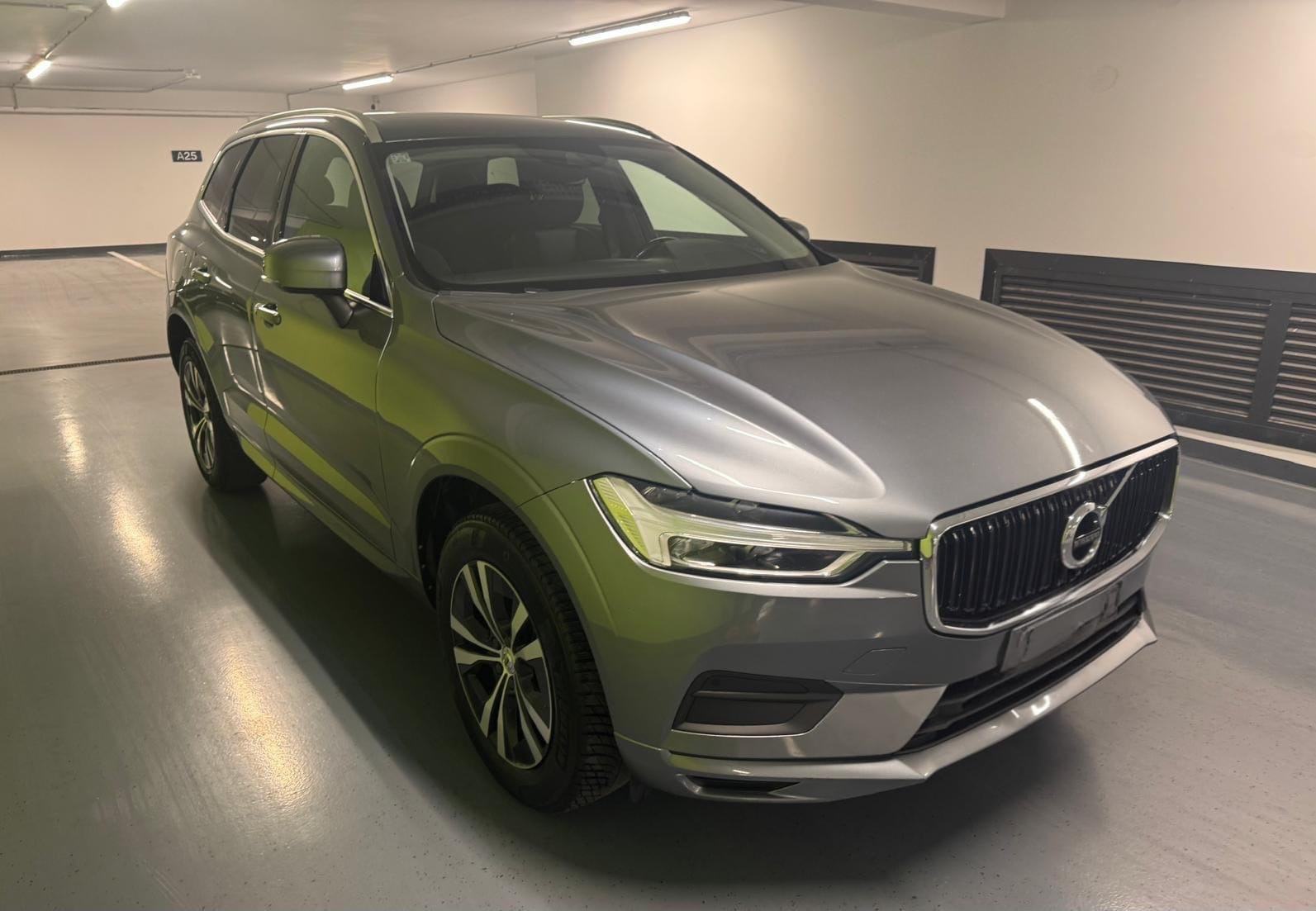 Volvo XC60 2.0 D 4*4 AutomatikAWD Momentum Pro u sustavu PDV-a HR auto, fotografija 2
