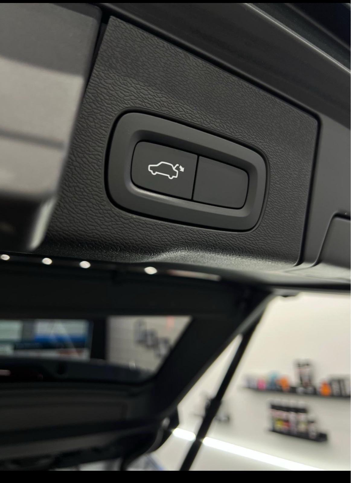 Volvo XC60 2.0 D 4*4 AutomatikAWD Momentum Pro u sustavu PDV-a HR auto, fotografija 13