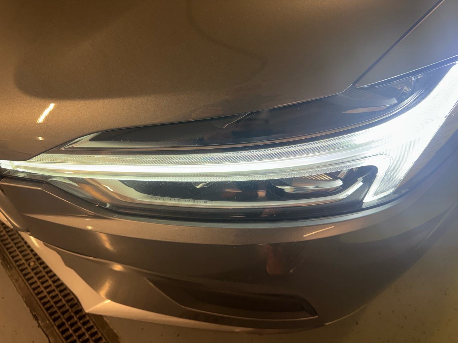 Volvo XC60 2.0 D 4*4 AutomatikAWD Momentum Pro u sustavu PDV-a HR auto, fotografija 18