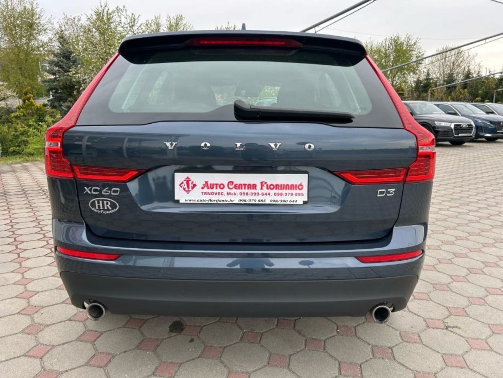 Volvo XC60 2.0 D3 2018.,KAMERA, NAVI, PARK SENZ.,SERVISNA, GARANCIJA, fotografija 6