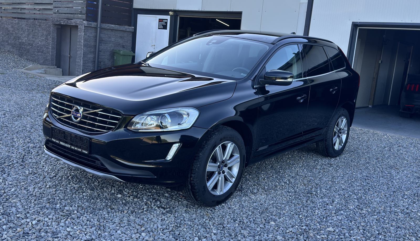 Volvo XC60 2.0 D4*Navi*Xenon*Kamera*Reg 4/27*Ne plaća se prijenos, pogled izvana - slika 5