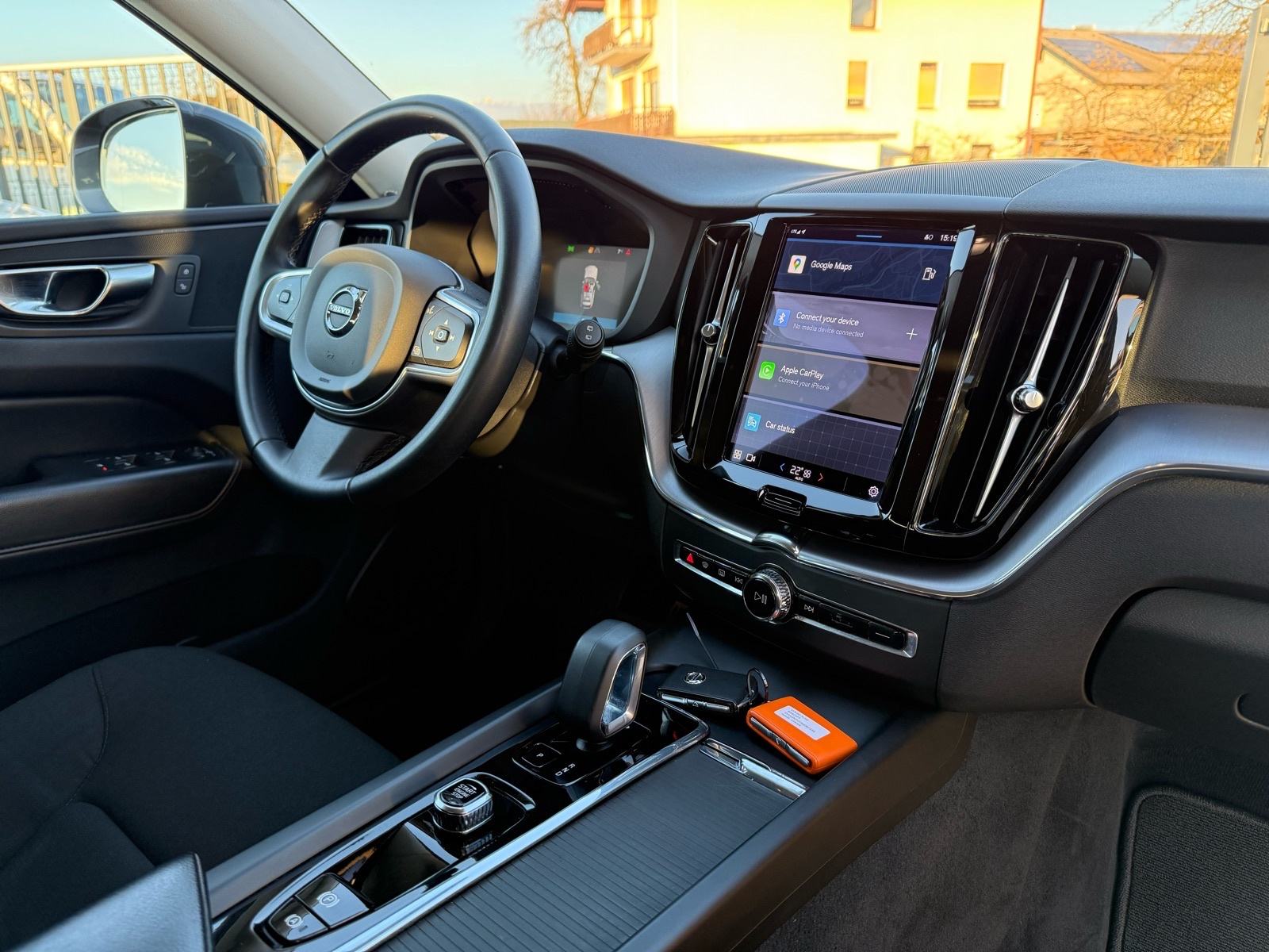 Volvo XC60 B4d AWD Aut. | Rediz. | 2022 | 197 KS | JAMSTVO | Dostava, fotografija 10