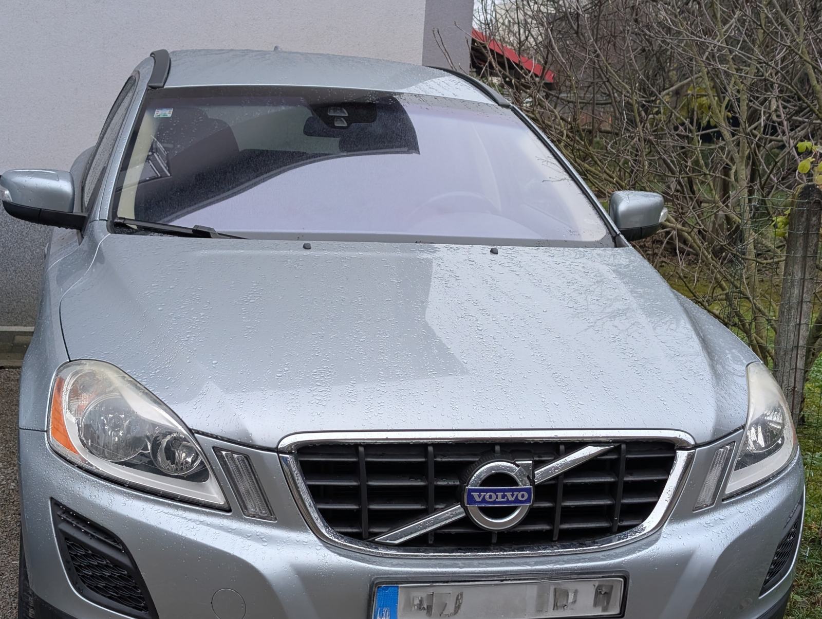 Volvo XC60 AWD D4 automatik, fotografija 12