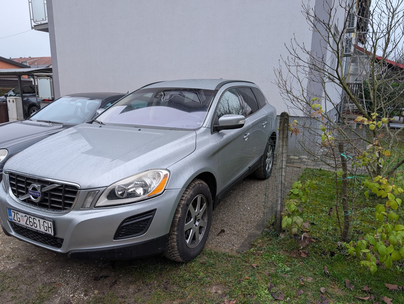 Volvo XC60 AWD D4 automatik, fotografija 15