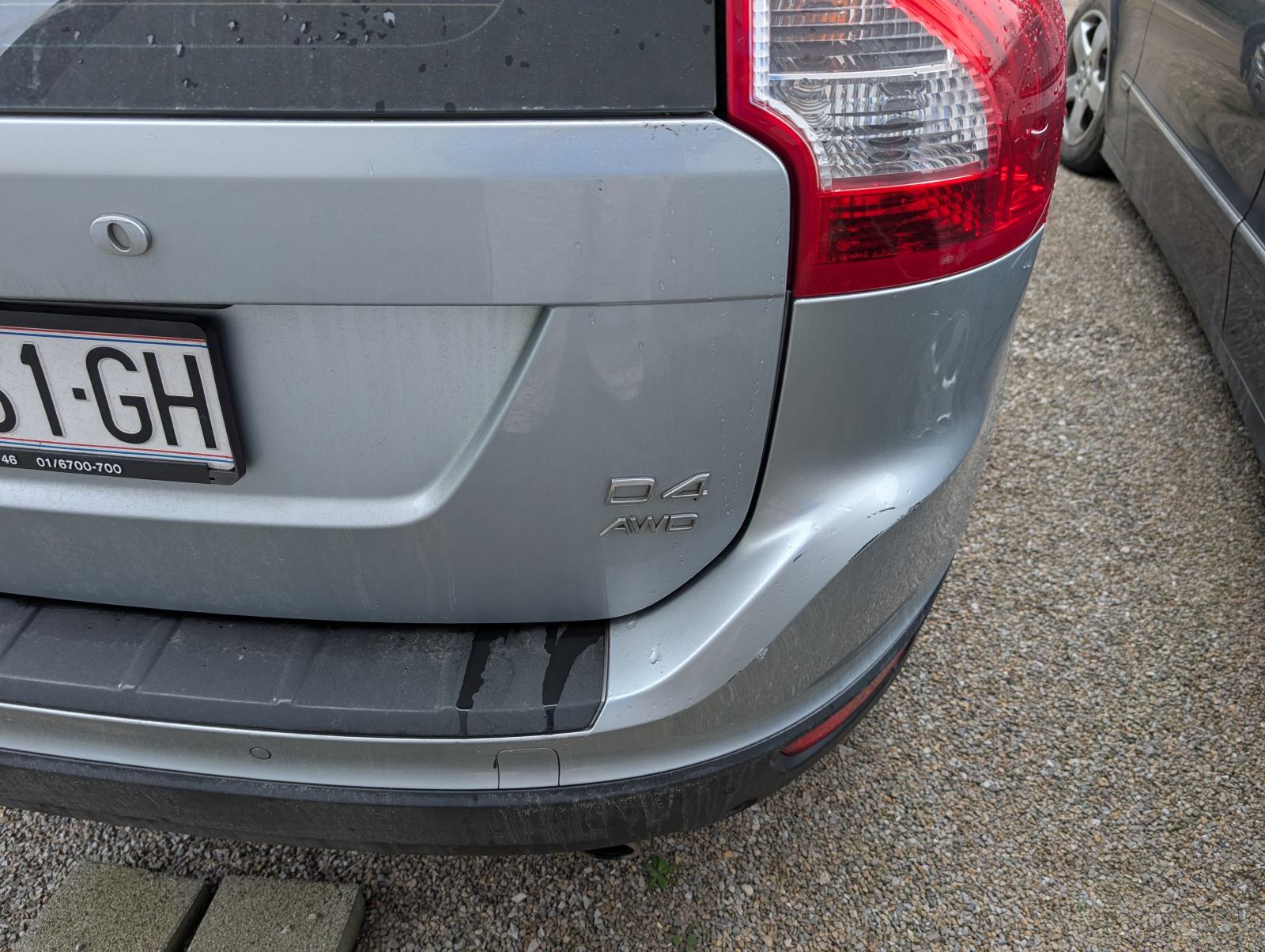 Volvo XC60 AWD D4 automatik, fotografija 18