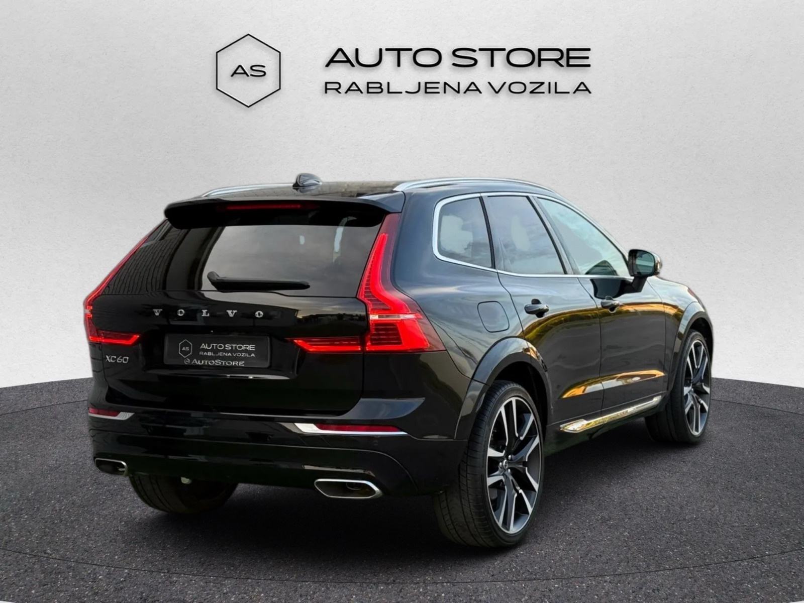 Volvo XC60 AWD D5 Inscription Aut. | JAMSTVO 12/24 | NAVI, VIRTUAL, fotografija 5