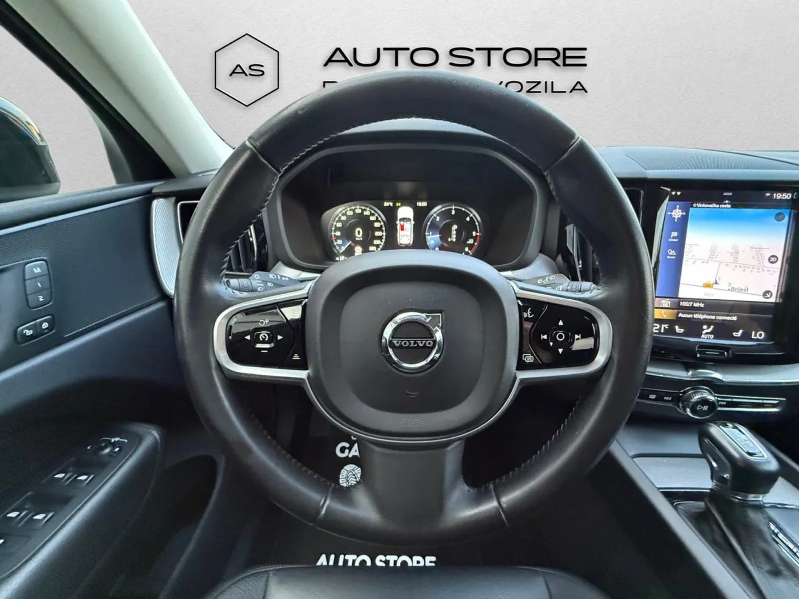 Volvo XC60 AWD D5 Inscription Aut. | JAMSTVO 12/24 | NAVI, VIRTUAL, fotografija 16