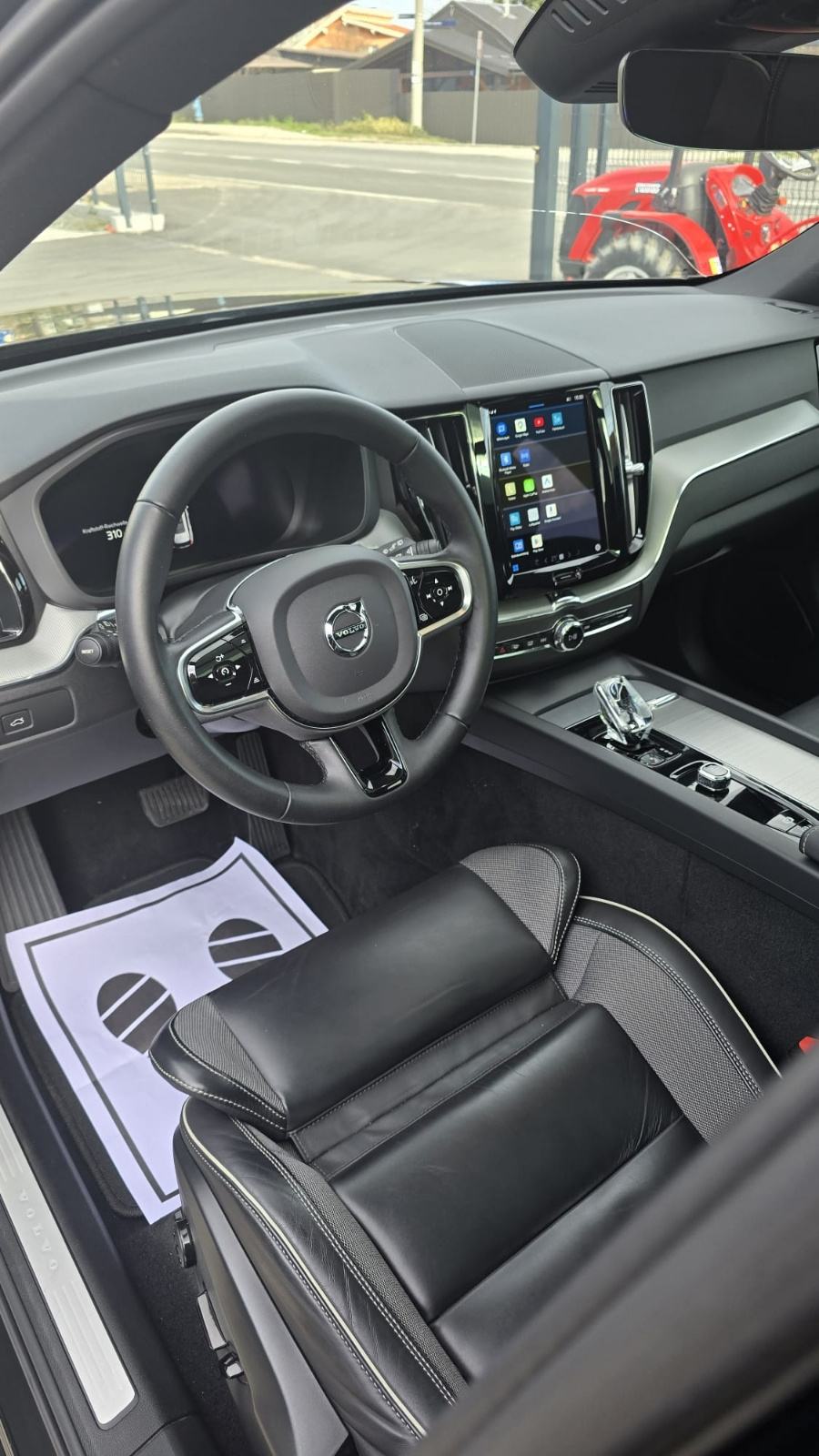 Volvo XC60 B4 automatik, fotografija 6