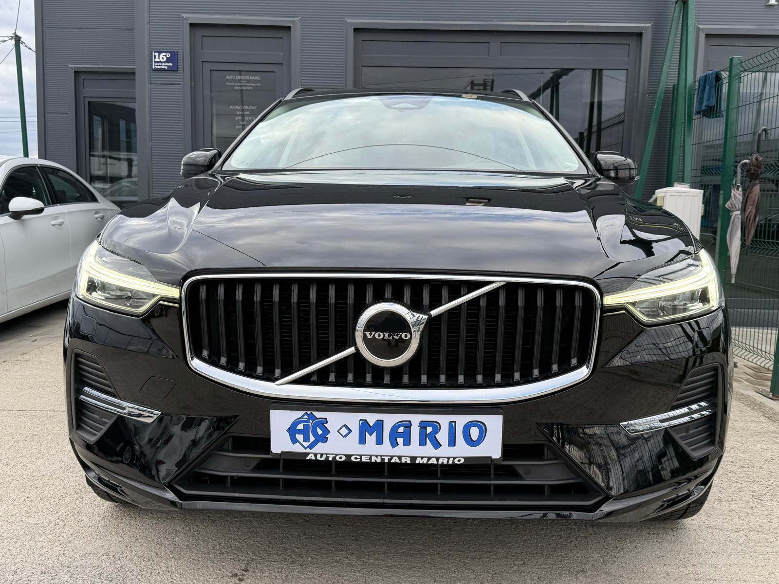 Volvo XC60 B4 AUTOMATIK °VIRTUAL°NAVI°KAMERA°KOŽA°U PDV-U°LEASING°, fotografija 3
