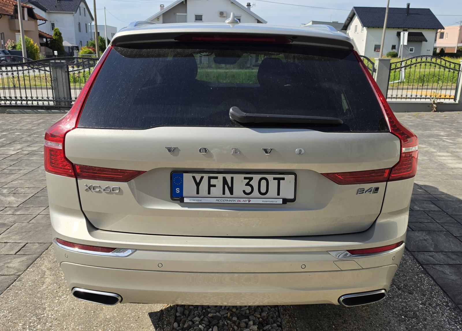Volvo XC60 B4 AWD Inscription automatik, fotografija 5