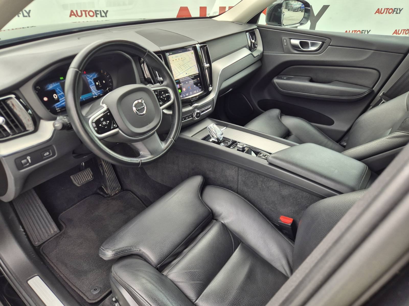 Volvo XC60 B4 AWD Momentum, Virtual, Led, Kamera, Navigacija, 19", fotografija 14