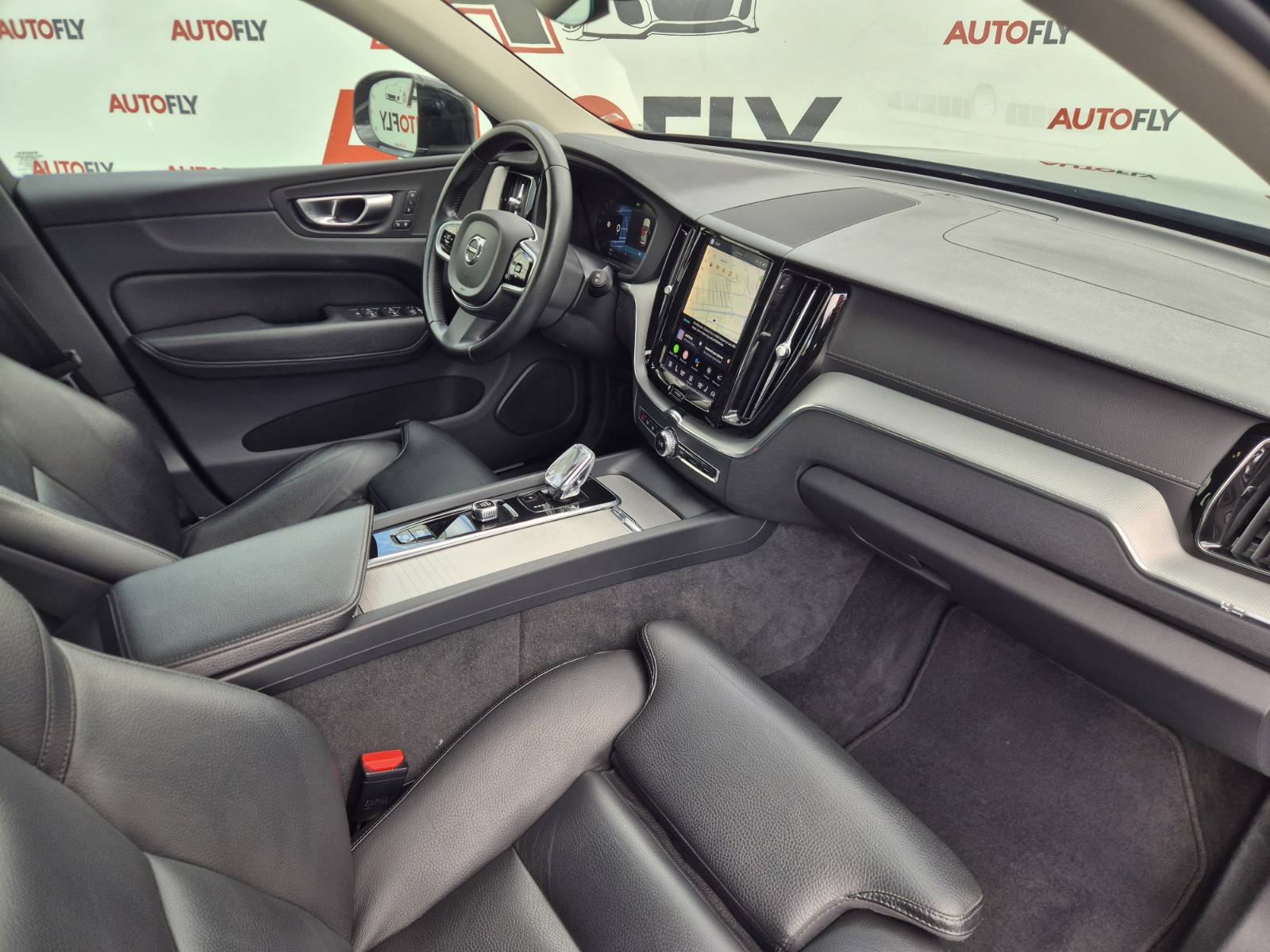 Volvo XC60 B4 AWD Momentum, Virtual, Led, Kamera, Navigacija, 19", fotografija 15