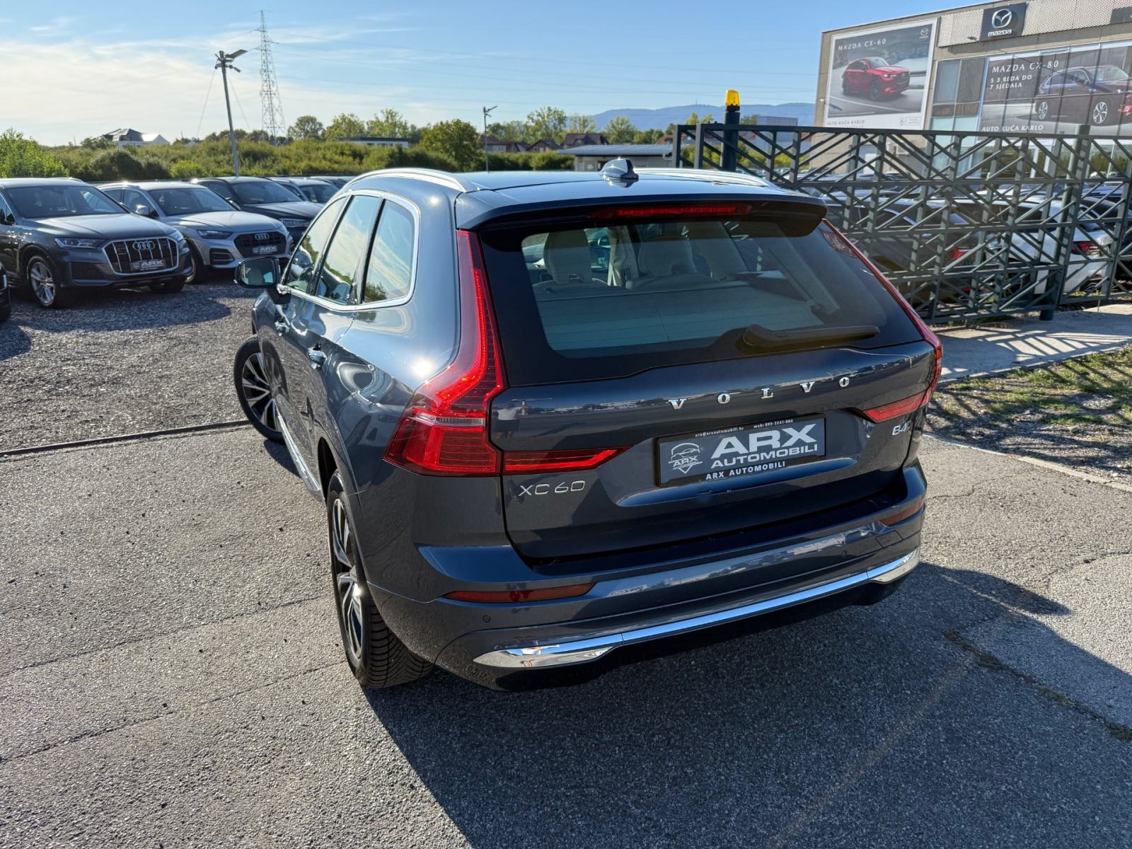 Volvo XC60 B4 AWD, fotografija 10