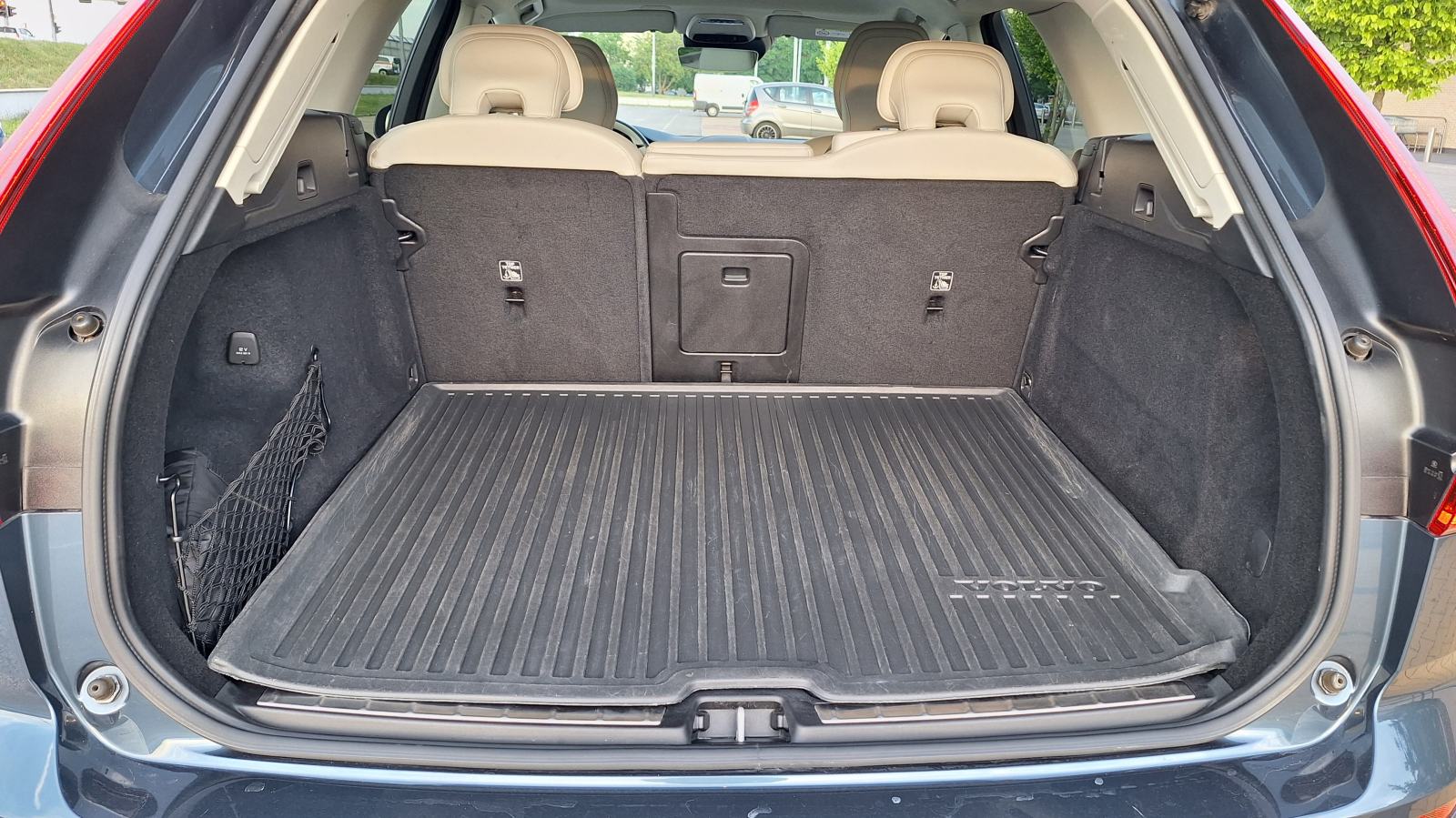 Volvo XC60 B4 (diesel) BUSINESS, AUTOMATIK, AWD, NAVI, LED, KAMERA, fotografija 17