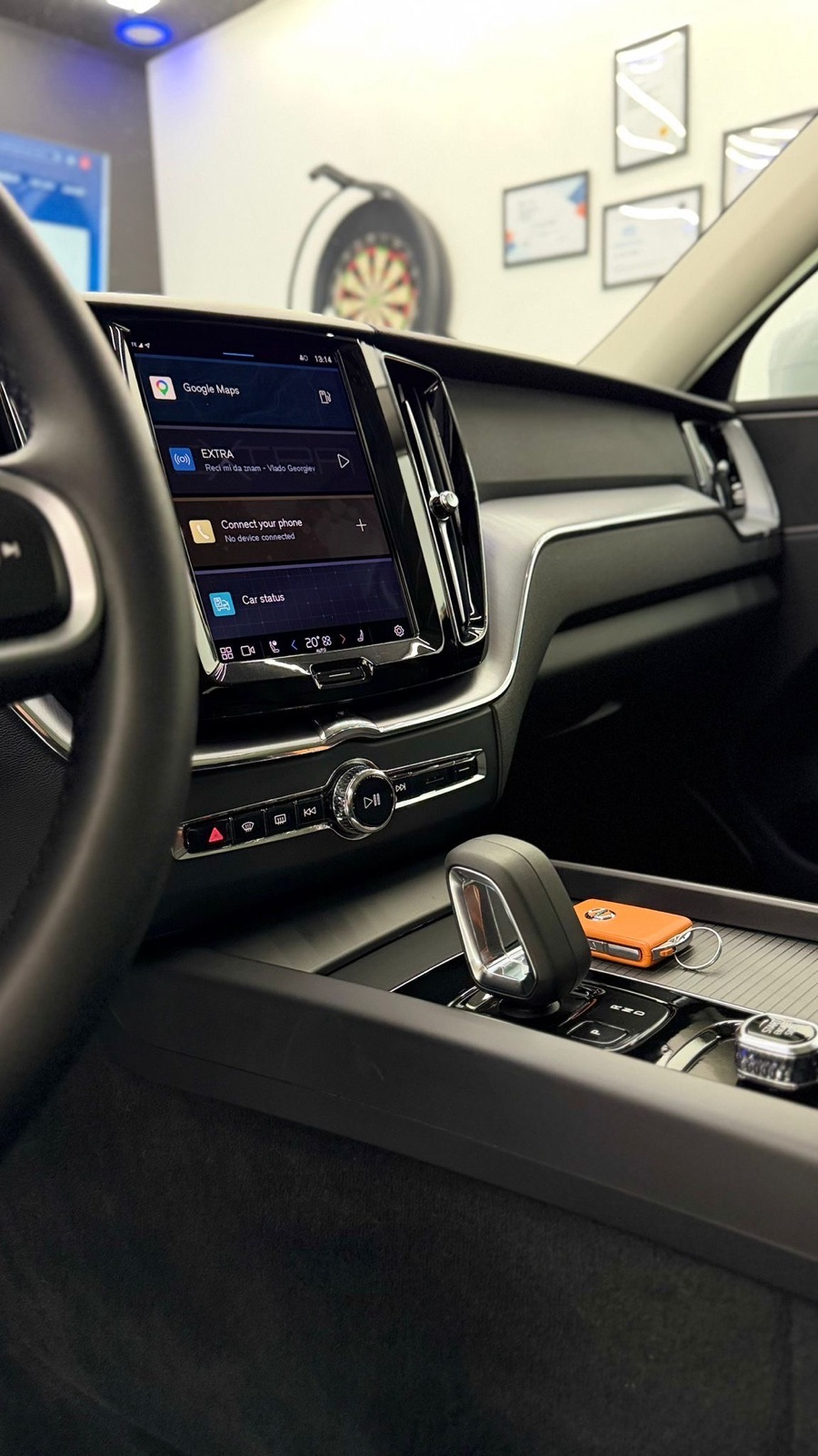 Volvo XC60 B4 DieseI°MOMENTUM PRO°PANO°KAM 360°GRIJANJE SJ°U PDVU°, fotografija 13