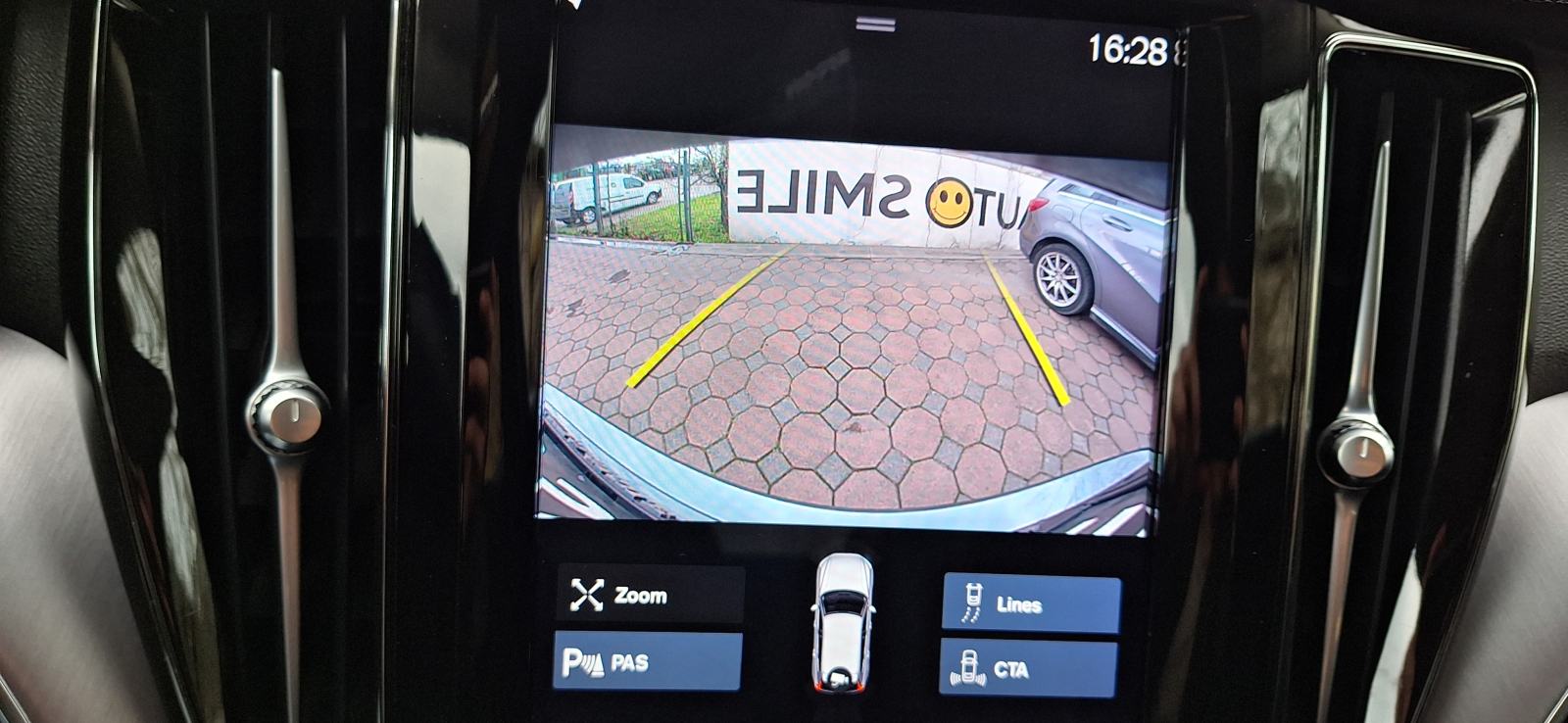 Volvo XC60 B4, DIESEL,145KW, 4X4, AUT, FULL LED, LANE ASSIST, NA IME.., fotografija 18