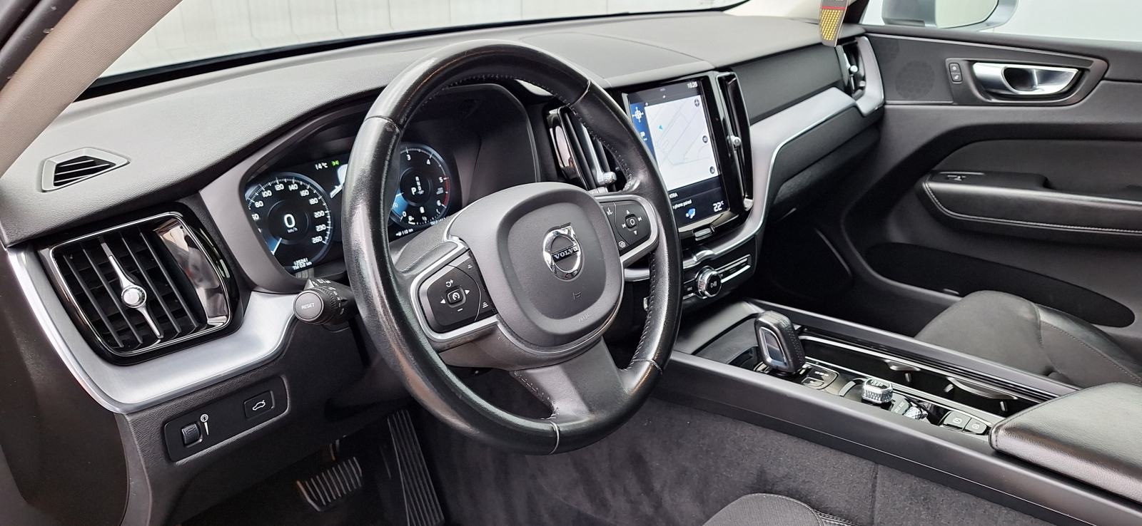 Volvo XC60 B4, DIESEL,145KW, 4X4, AUT, FULL LED, LANE ASSIST, NA IME.., fotografija 11