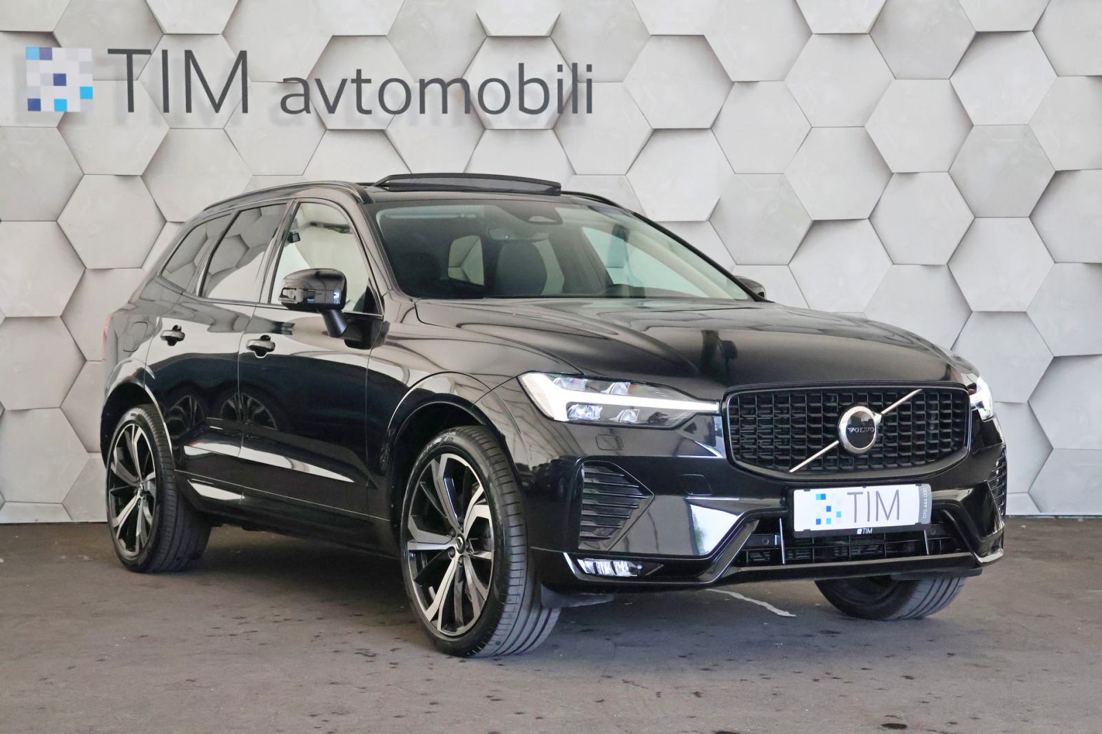 Volvo XC60 B4D 2.0d AWD Geartonic R-Design DARK Plus 197KS PANORAMA, fotografija 2