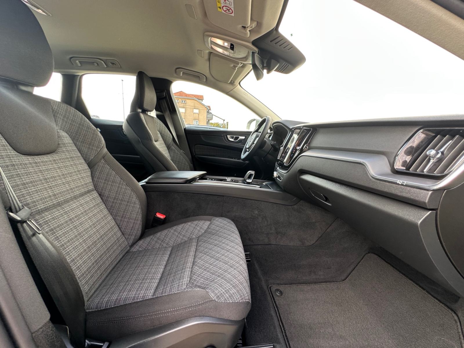 Volvo XC60 B4D | 24MJ JAMSTVA | U PDV-U, fotografija 15