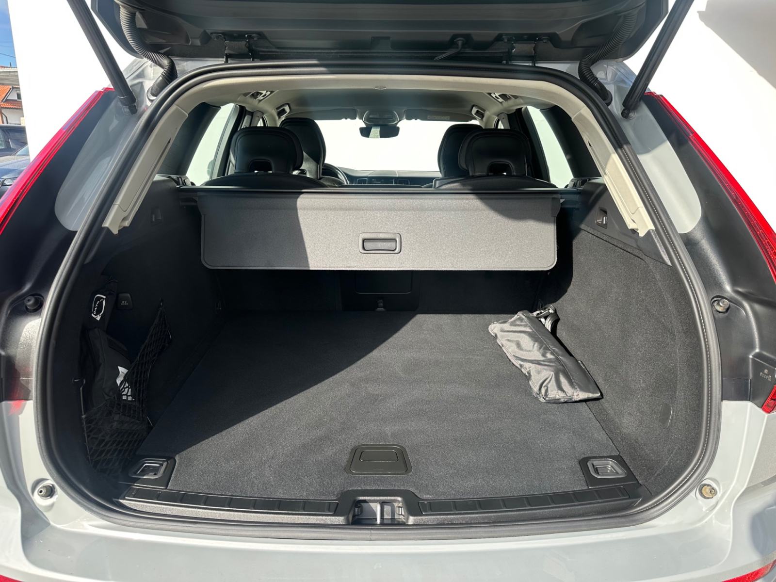 Volvo XC60 B4D | 24MJ JAMSTVA | U PDV-U, fotografija 17