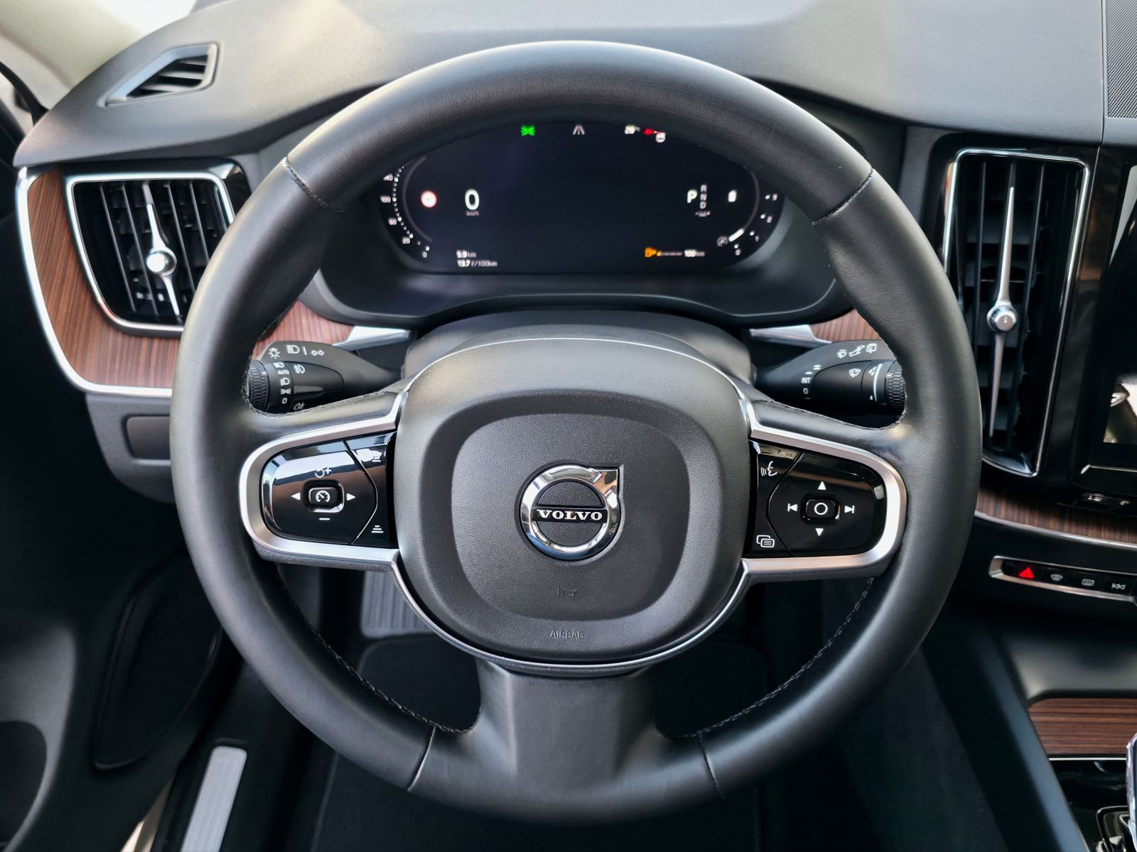 Volvo XC60 B4D AWD Inscription ACC•MEMORY•360KAMERA•20C•, fotografija 8