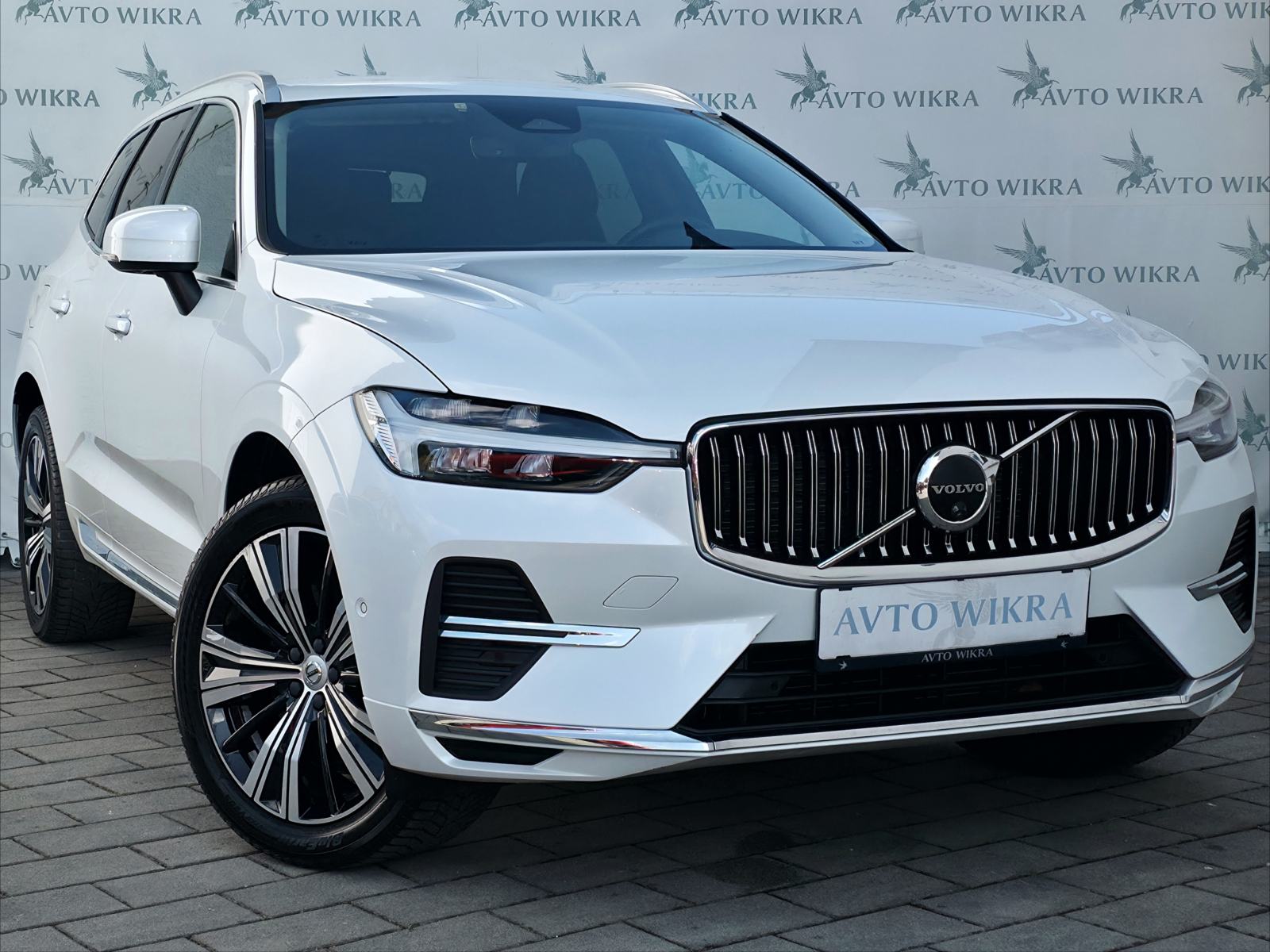 Volvo XC60 B4D AWD Inscription ACC•MEMORY•360KAMERA•20C•, fotografija 1