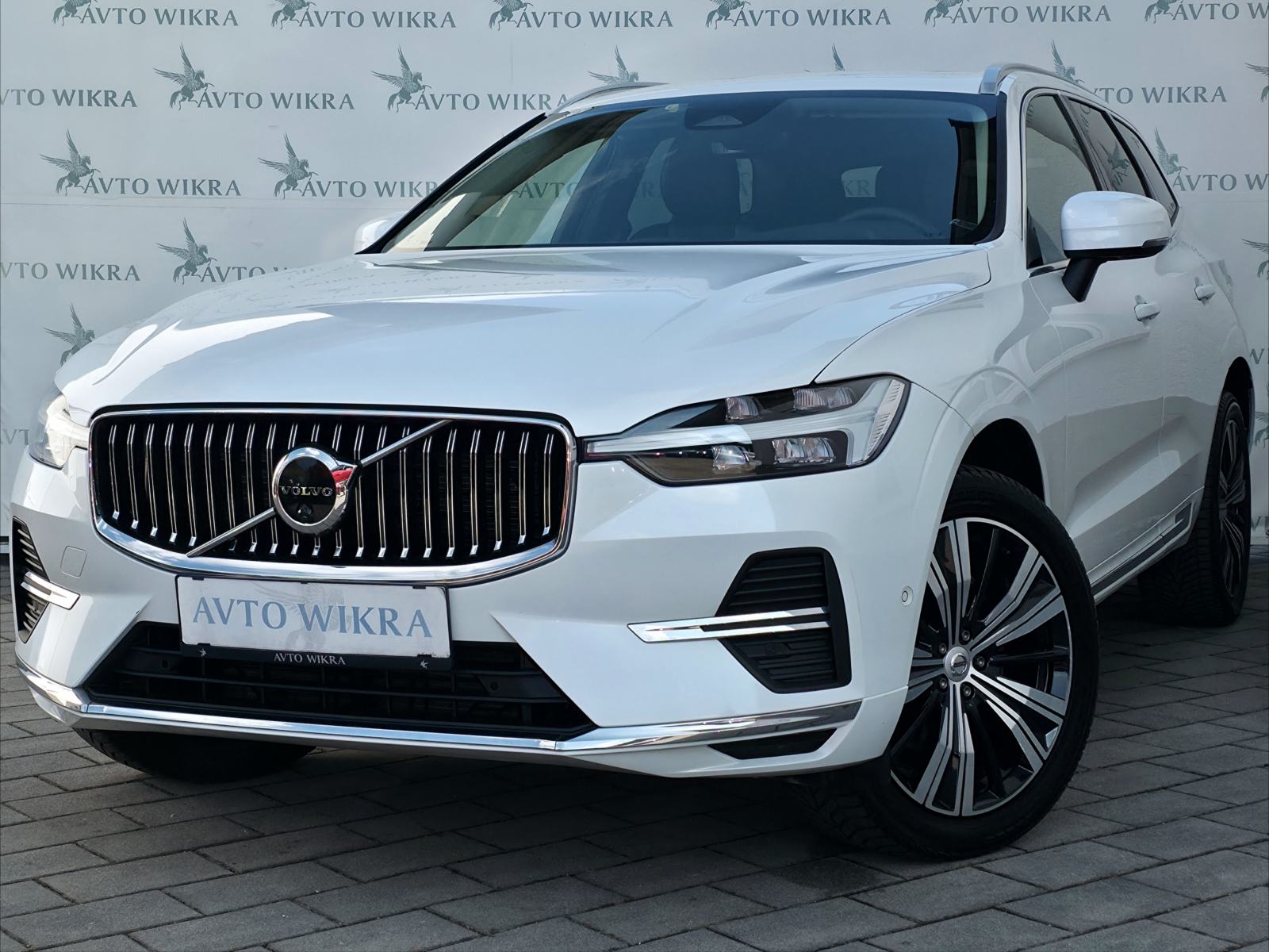Volvo XC60 B4D AWD Inscription ACC•MEMORY•360KAMERA•20C•, fotografija 2