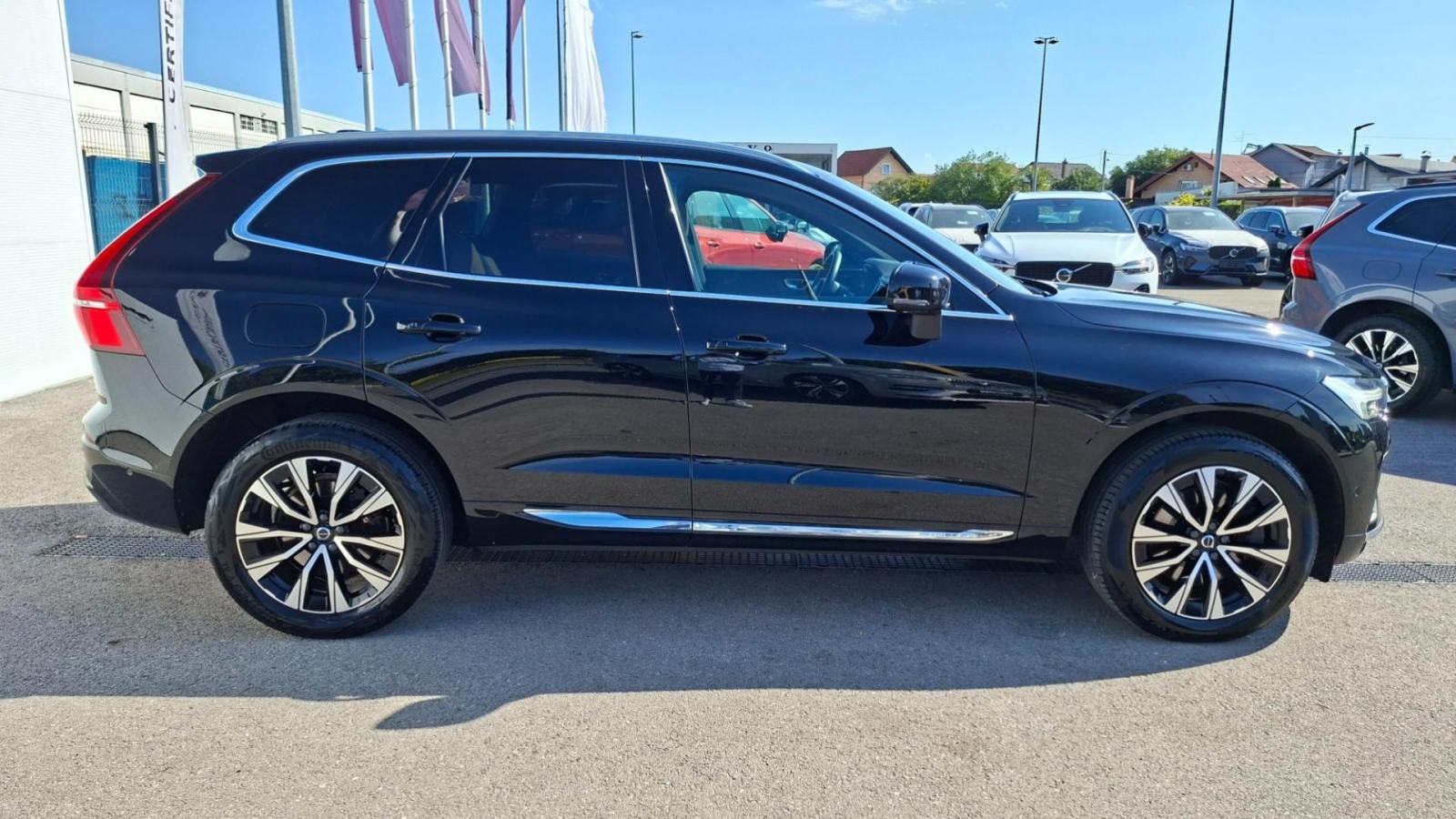Volvo XC60 B4D PLUS BRIGHT, NAV , KAMERA, TEMPOMAT, JAMSTVO, fotografija 5