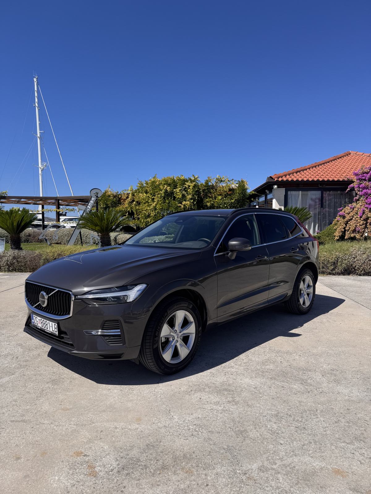 Volvo XC60 B5 AWD CORE, fotografija 6