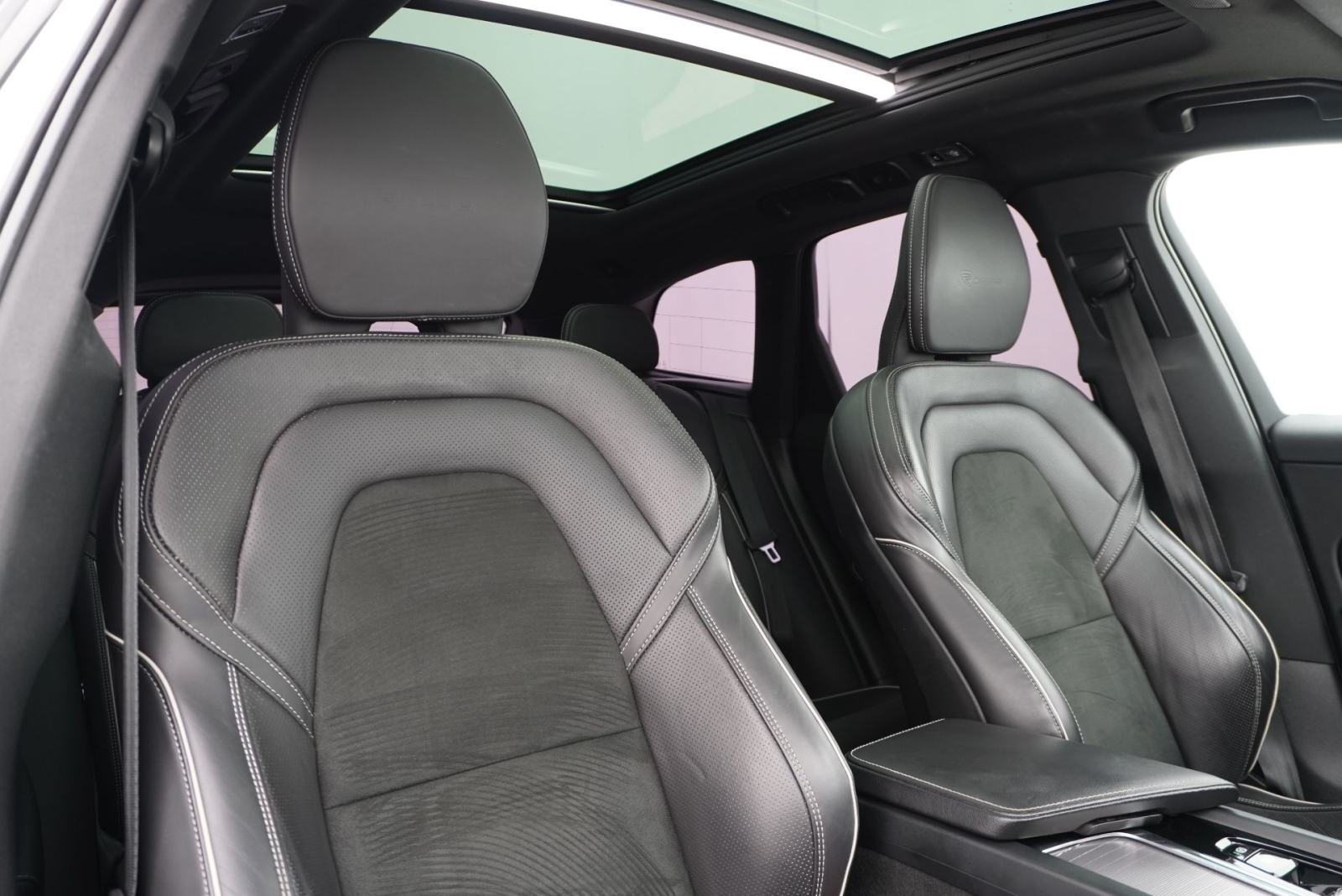 Volvo XC60 B5 Diesel | Cjena uključuje troškove uvoza, fotografija 18