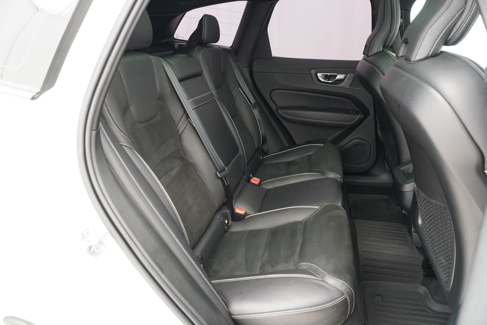 Volvo XC60 B5 Diesel | Cjena uključuje troškove uvoza, fotografija 20