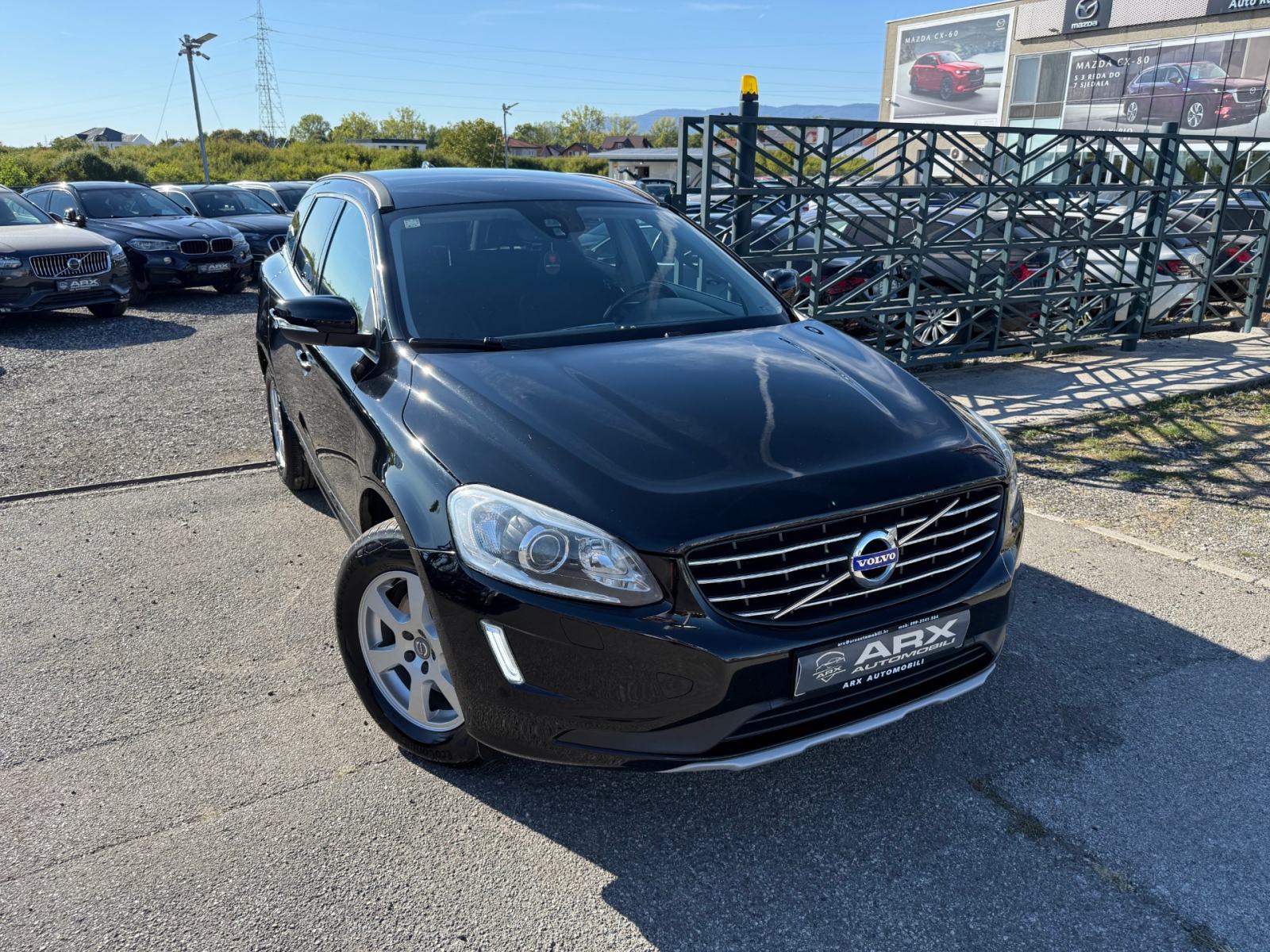 Volvo XC60 D3 °XENON°MF VOLAN°GRIJANJE SJ°VELIKI SERVIS°REG:11/2026°, fotografija 9